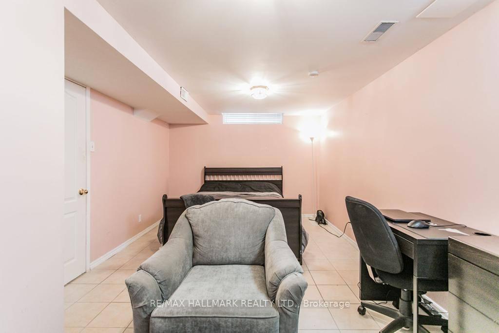 Photo 6 of Unit Basement, 49 Nantucket Drive, Richmond Hill, Oak Ridges Lake Wilcox — HOMEH
