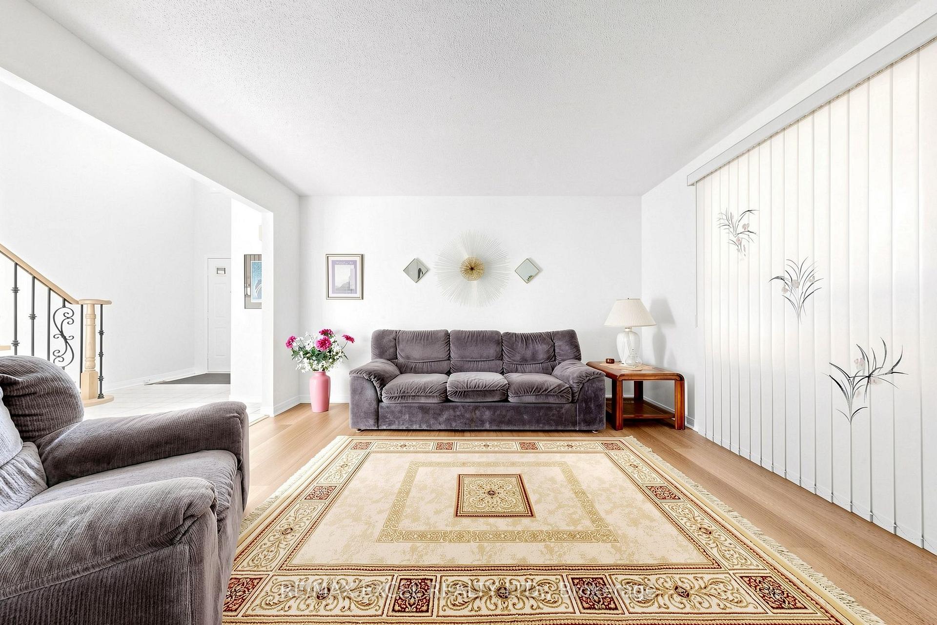 Photo 7 of 33 Wharton Square, Scarborough, Milliken — HOMEH
