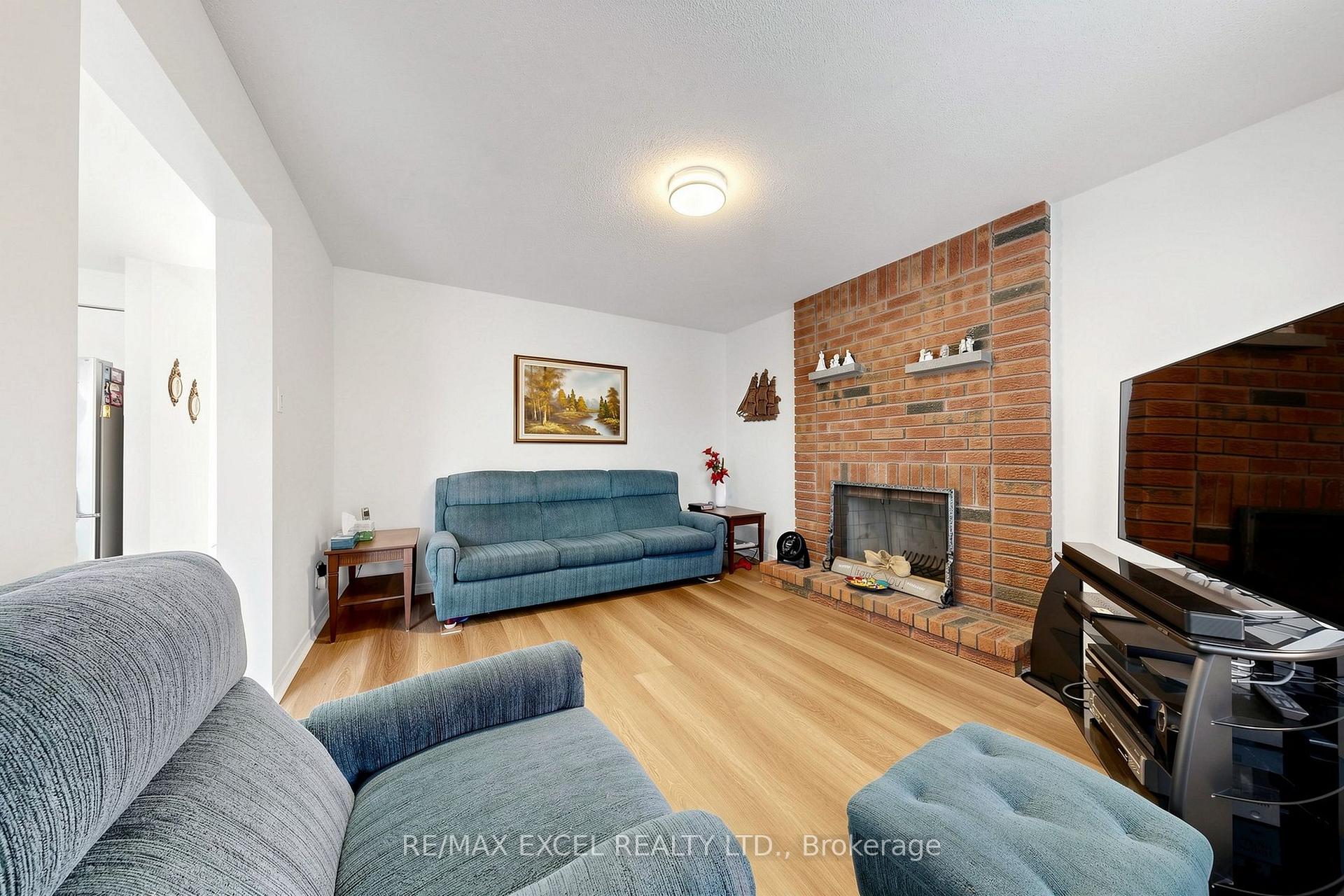 Photo 17 of 33 Wharton Square, Scarborough, Milliken — HOMEH