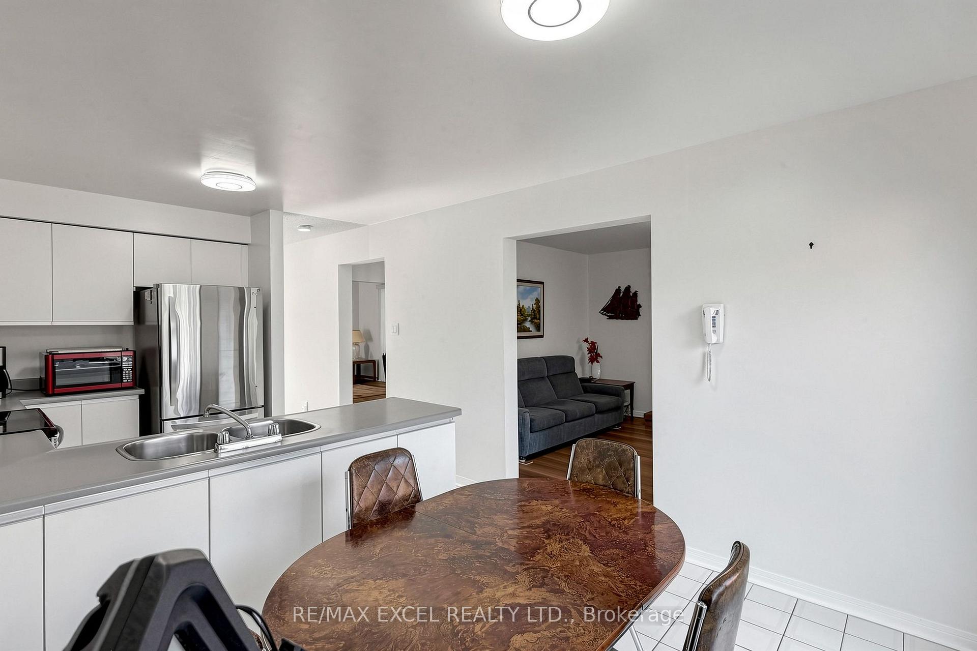 Photo 24 of 33 Wharton Square, Scarborough, Milliken — HOMEH