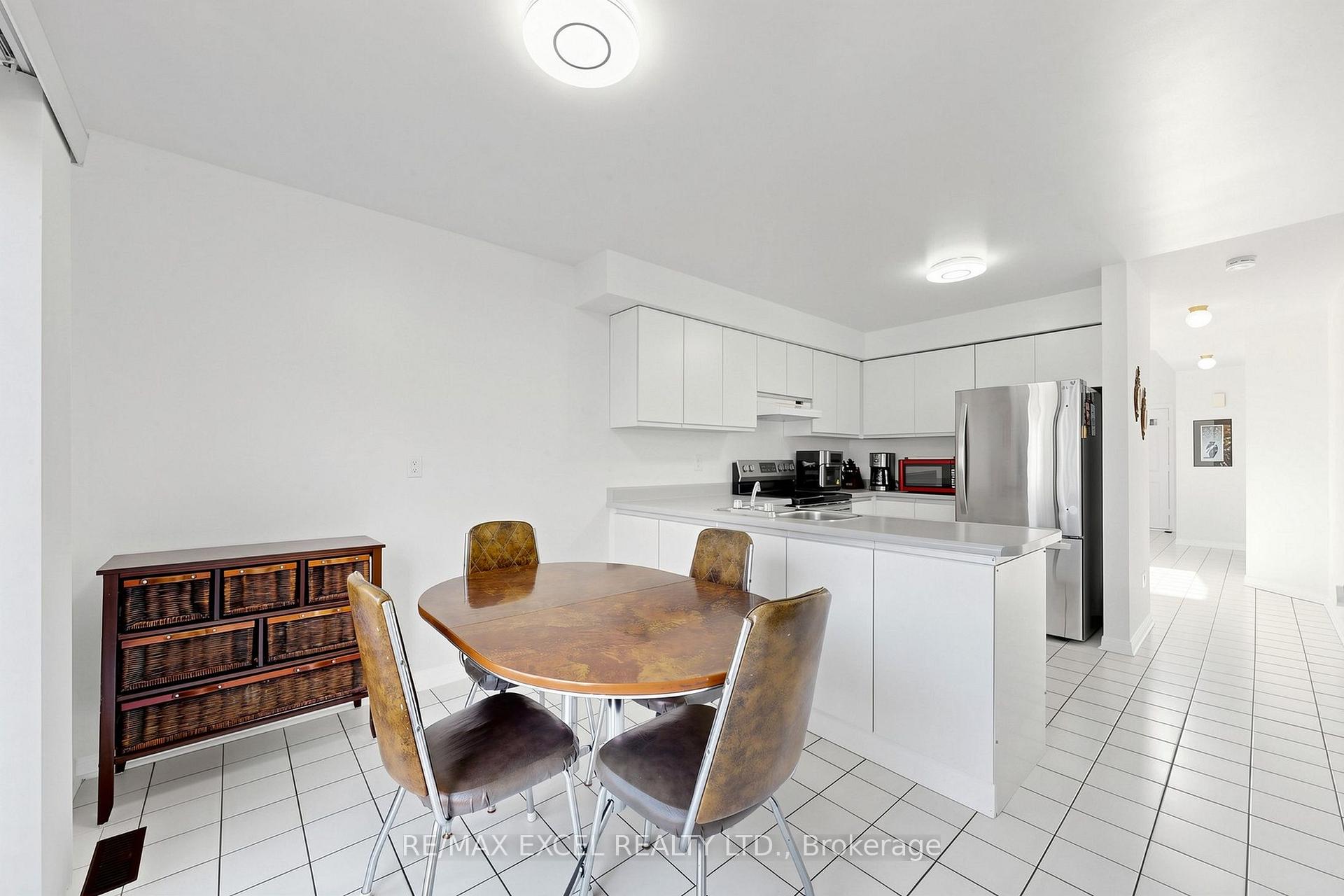 Photo 26 of 33 Wharton Square, Scarborough, Milliken — HOMEH