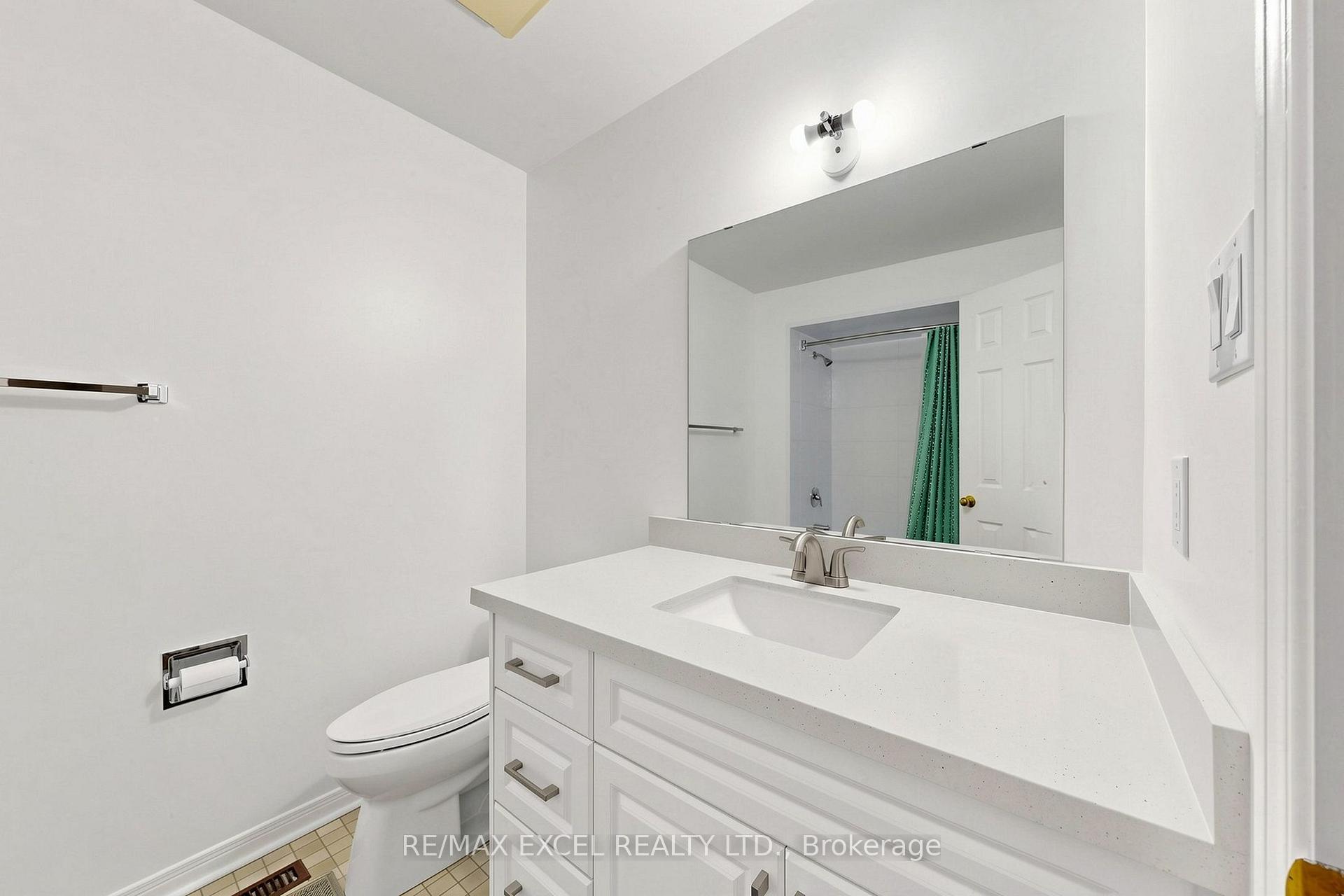 Photo 32 of 33 Wharton Square, Scarborough, Milliken — HOMEH