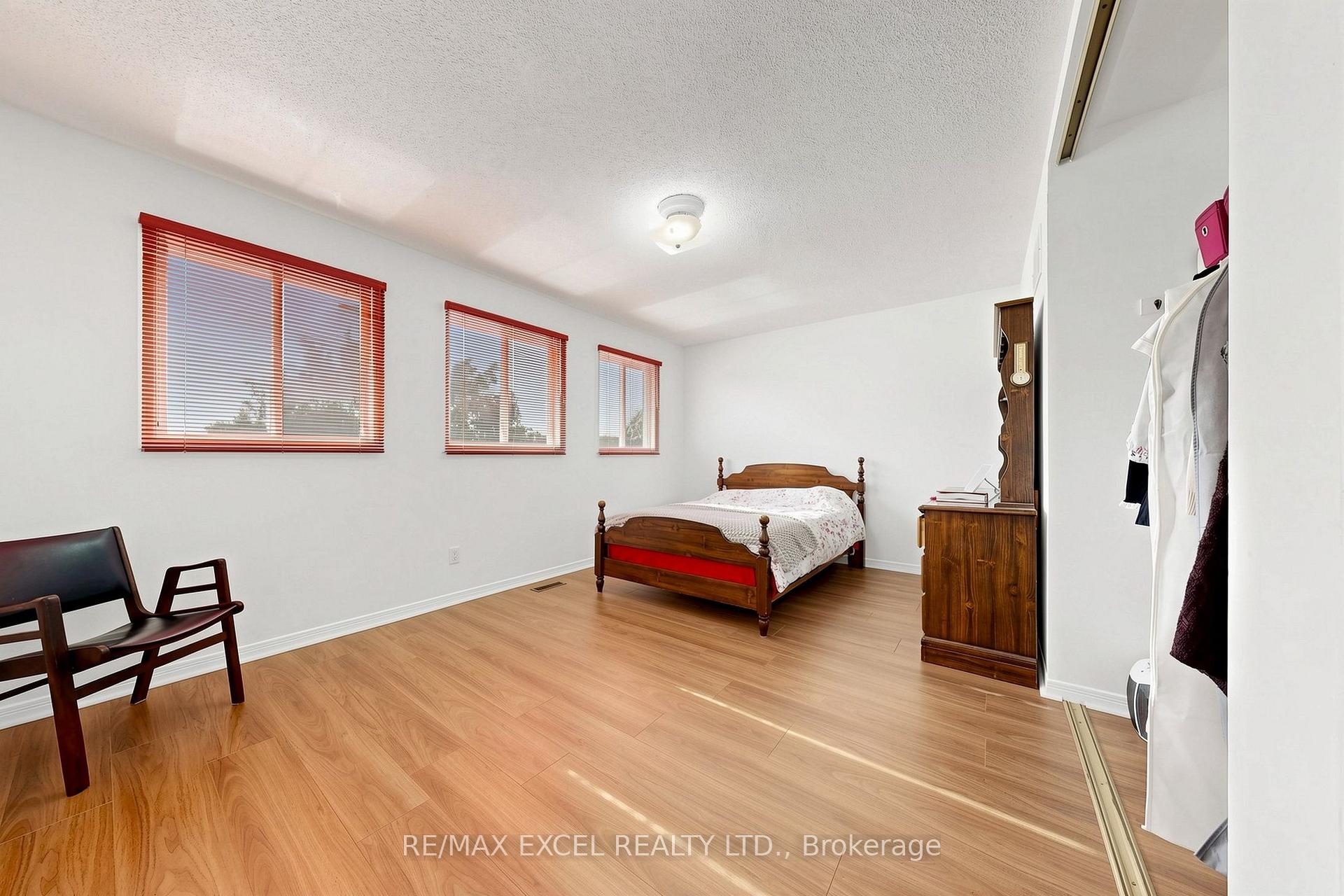 Photo 36 of 33 Wharton Square, Scarborough, Milliken — HOMEH