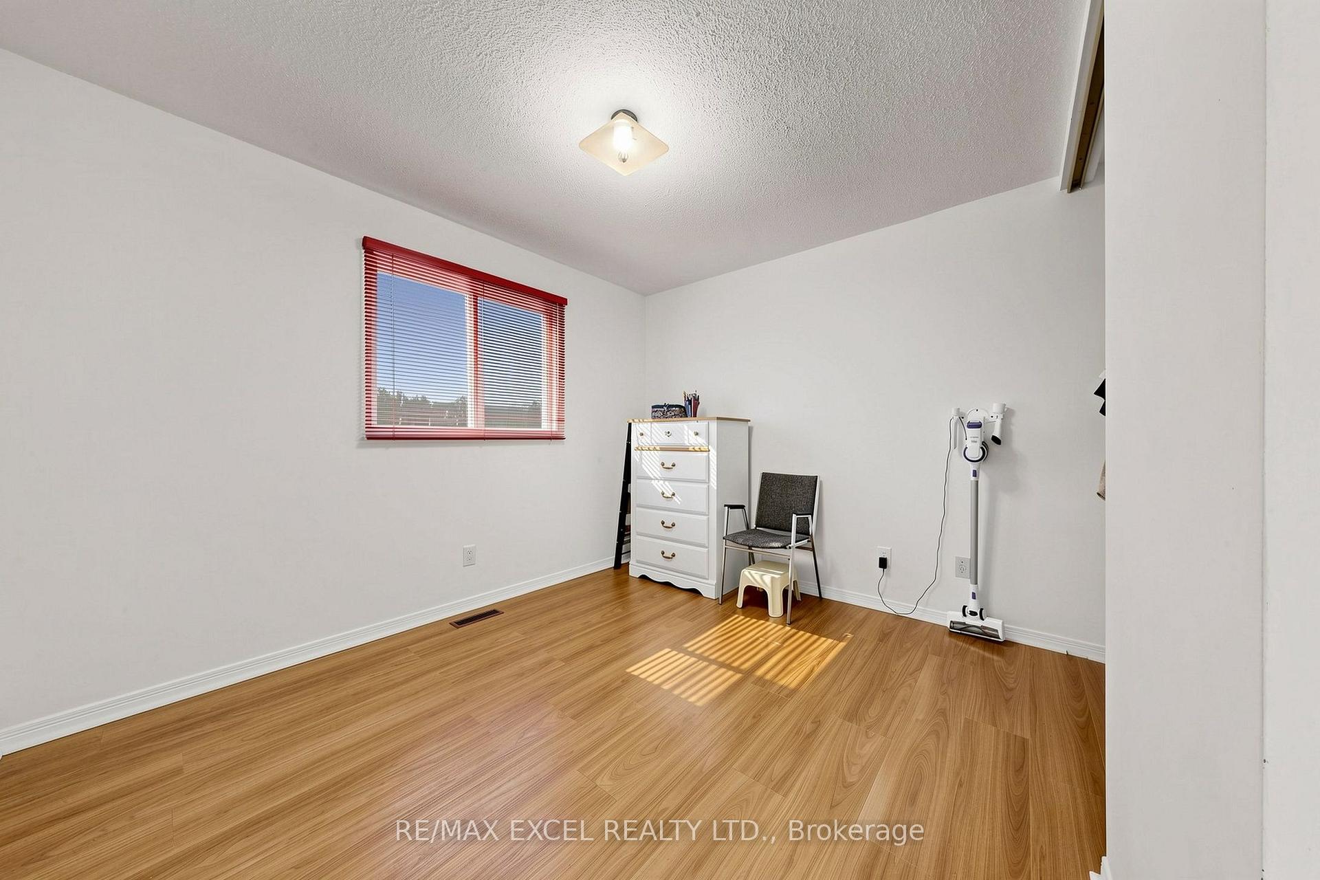 Photo 39 of 33 Wharton Square, Scarborough, Milliken — HOMEH