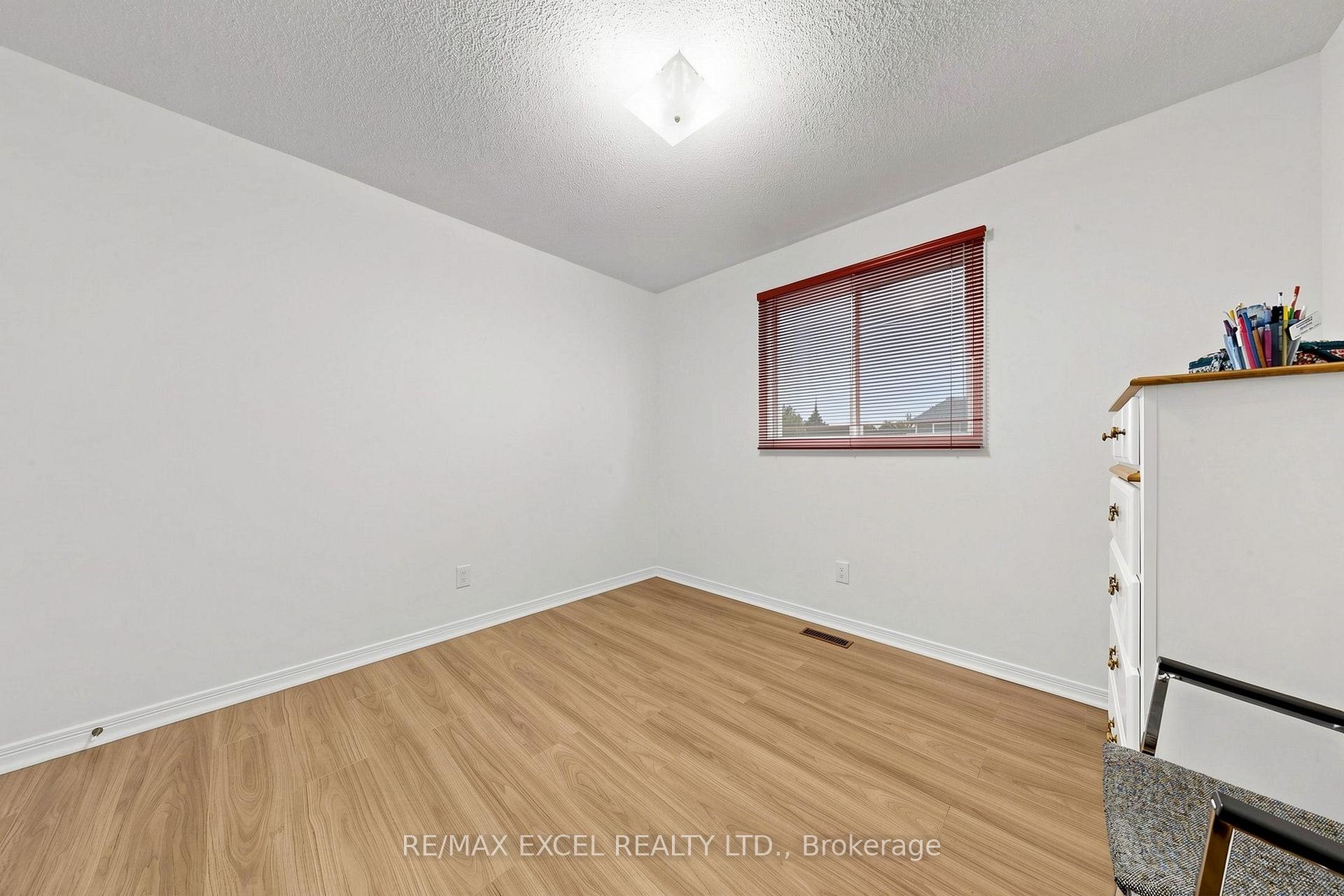 Photo 41 of 33 Wharton Square, Scarborough, Milliken — HOMEH