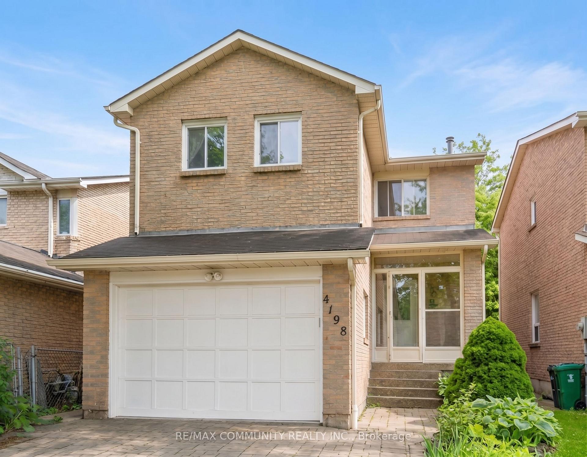 Front of 4198 Powderhorn Crescent