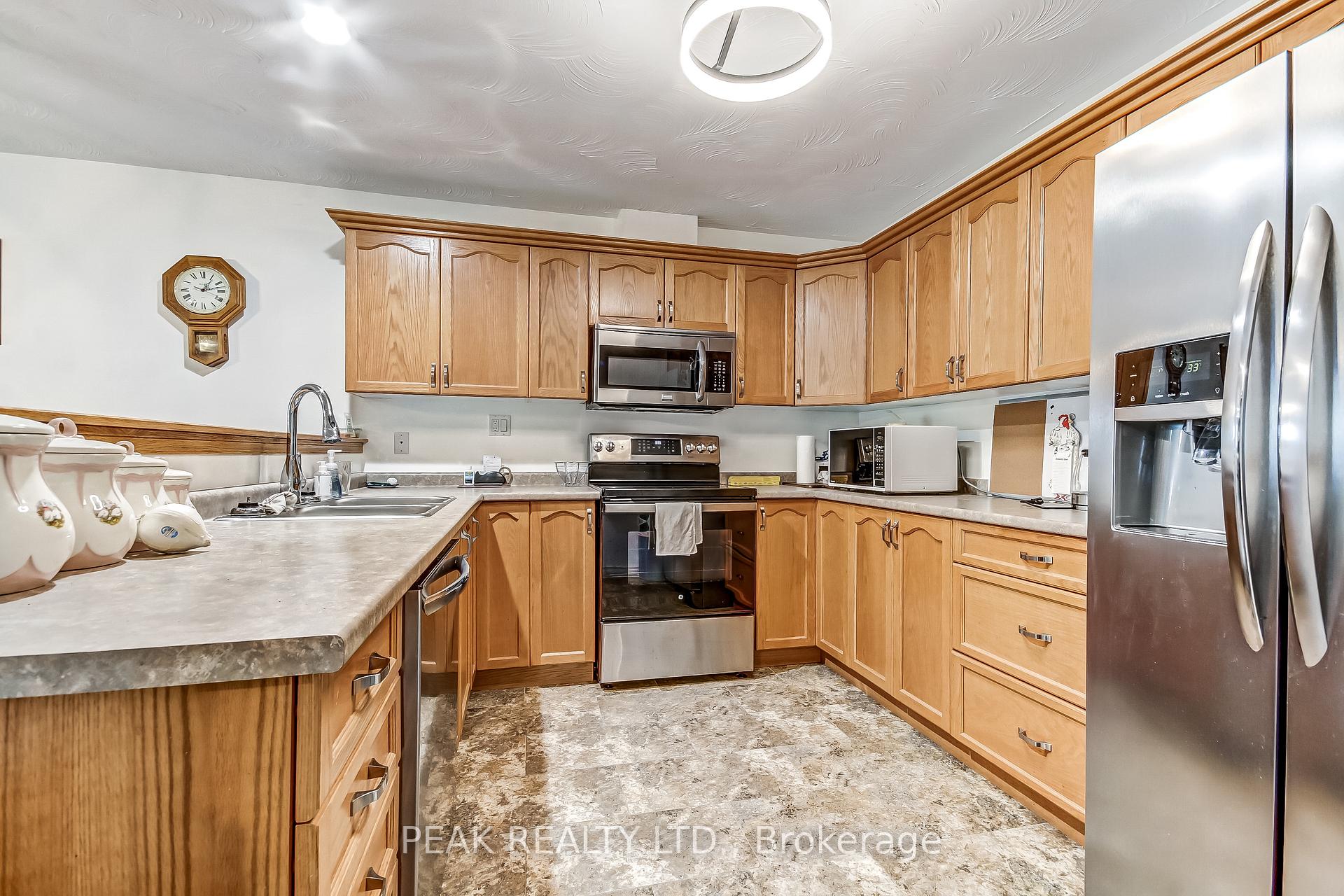 Photo 6 of Unit 20, 53 Beverly Street E, Brant, South Dumfries — HOMEH