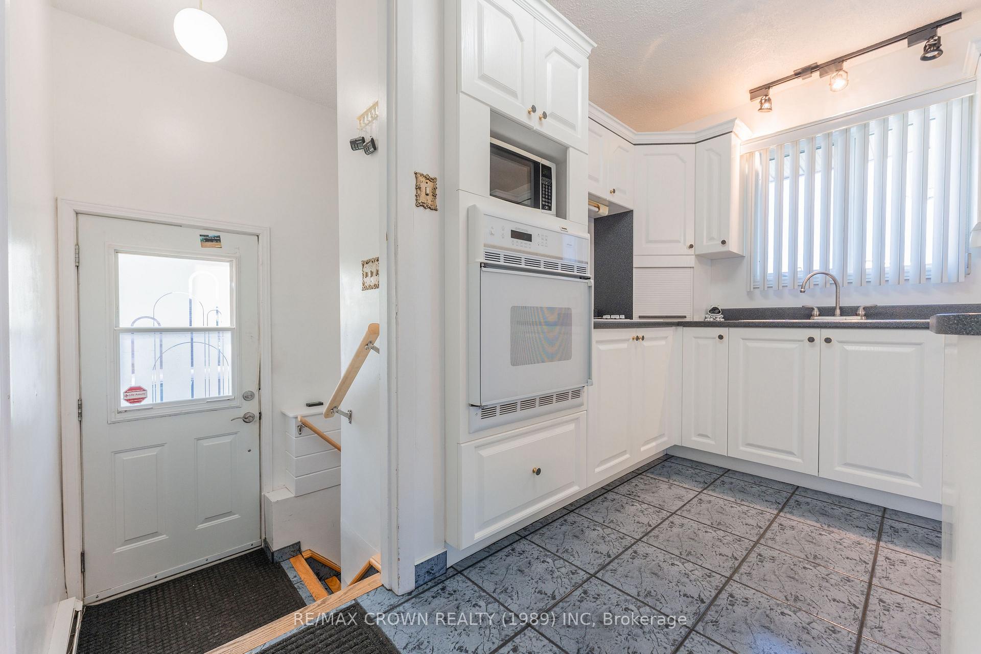 Photo 7 of 20 Brunelle Road S, Kapuskasing — HOMEH