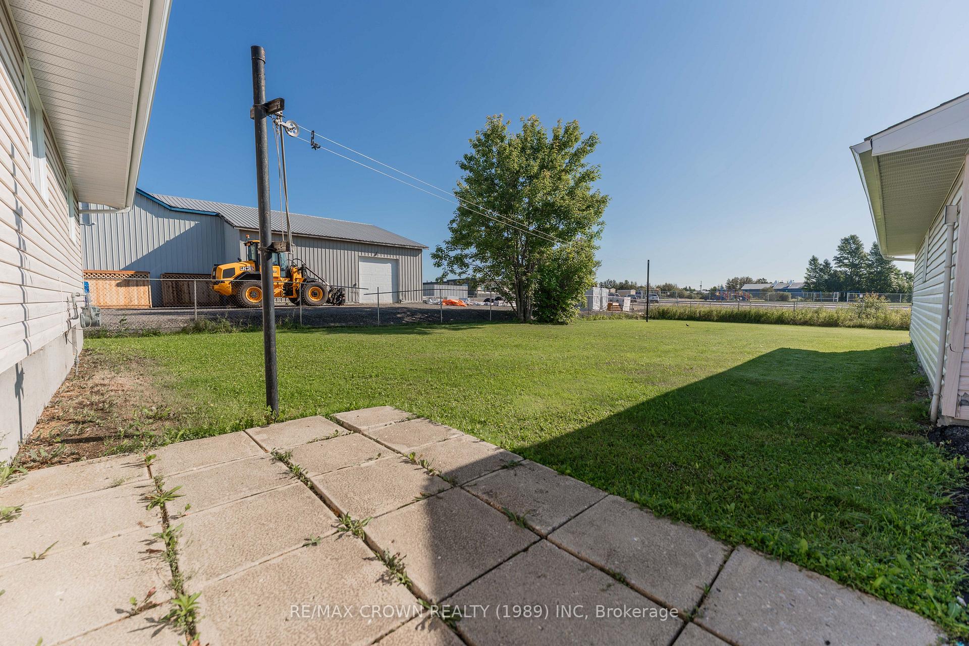 Photo 46 of 20 Brunelle Road S, Kapuskasing — HOMEH
