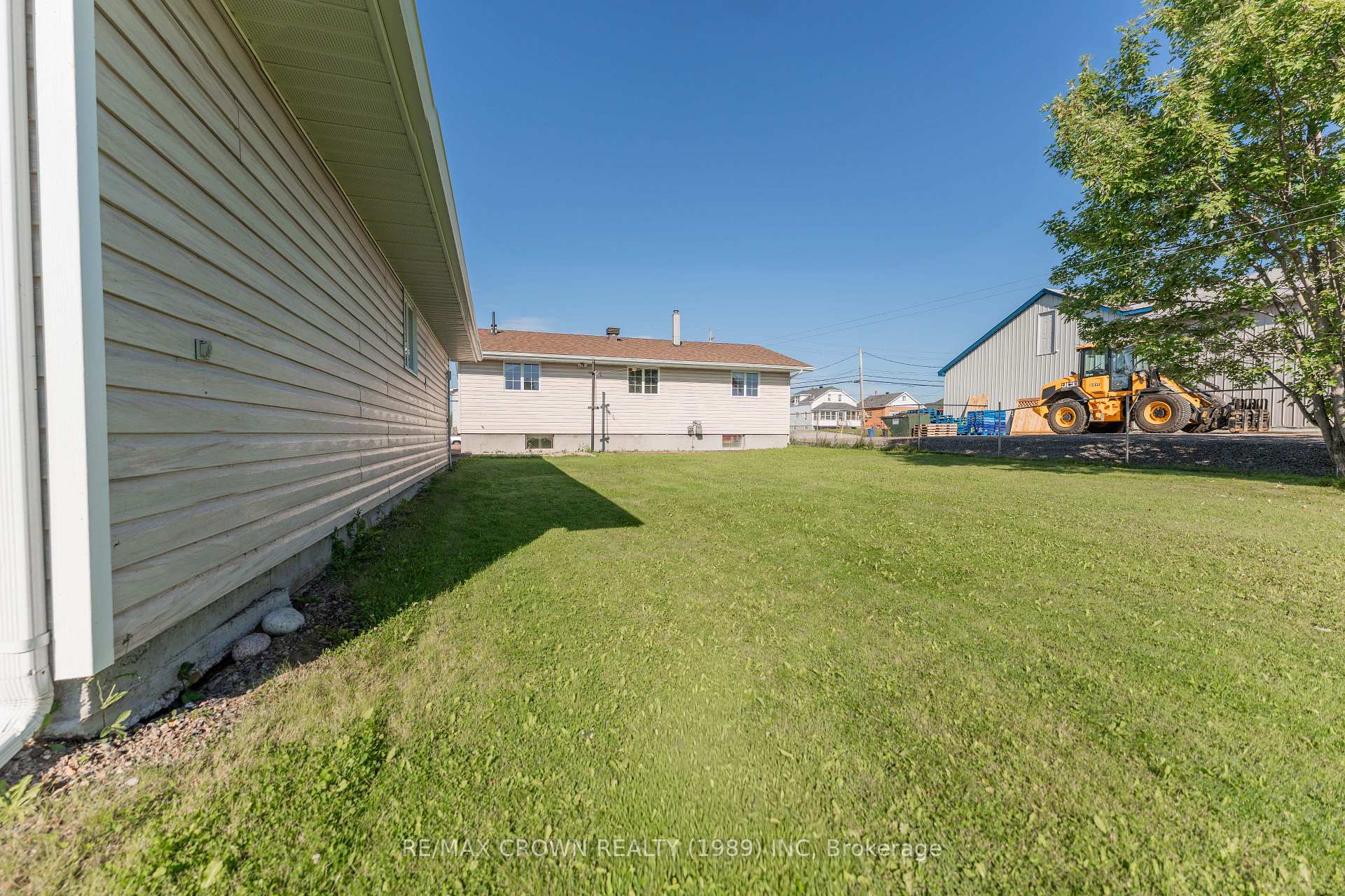Photo 49 of 20 Brunelle Road S, Kapuskasing — HOMEH