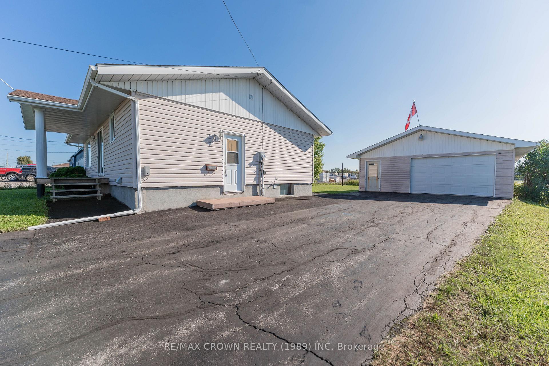 Photo 50 of 20 Brunelle Road S, Kapuskasing — HOMEH