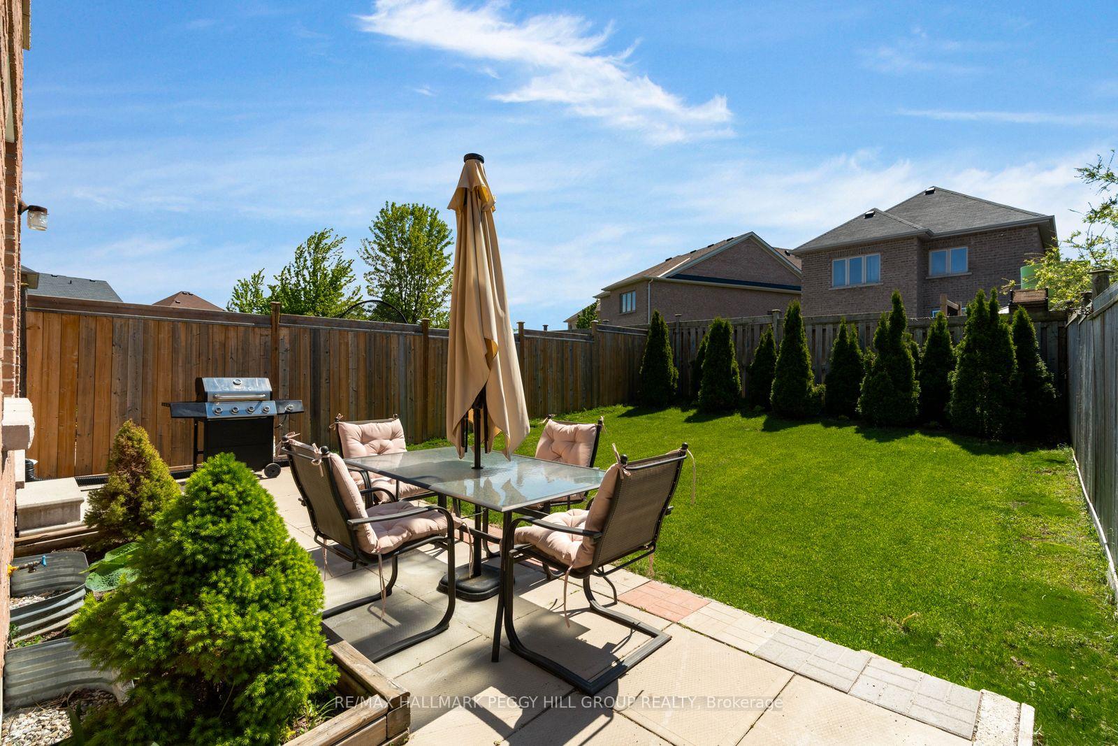 Photo 15 of 55 Forsyth Crescent, Barrie, West Bayfield — HOMEH