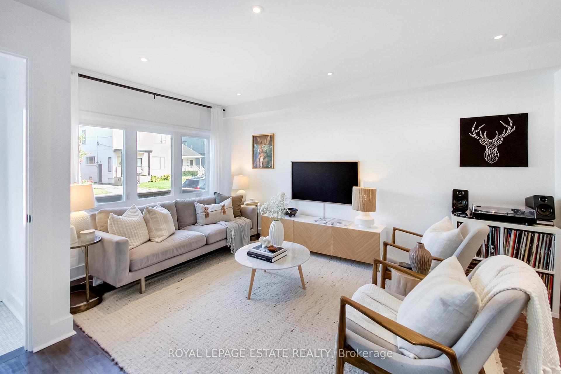 Photo 6 of 184 King Edward Avenue, Toronto, Woodbine-Lumsden — HOMEH