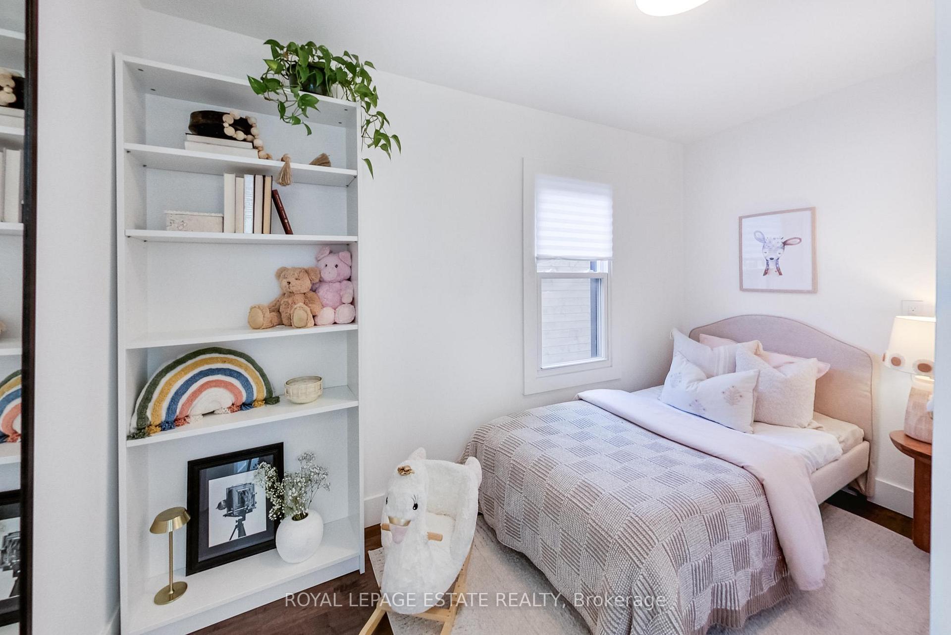 Photo 15 of 184 King Edward Avenue, Toronto, Woodbine-Lumsden — HOMEH