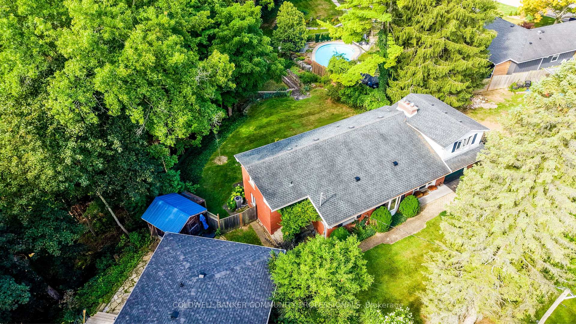 Photo 1 of 4 Mayfair Court, Hamilton, Dundas — HOMEH
