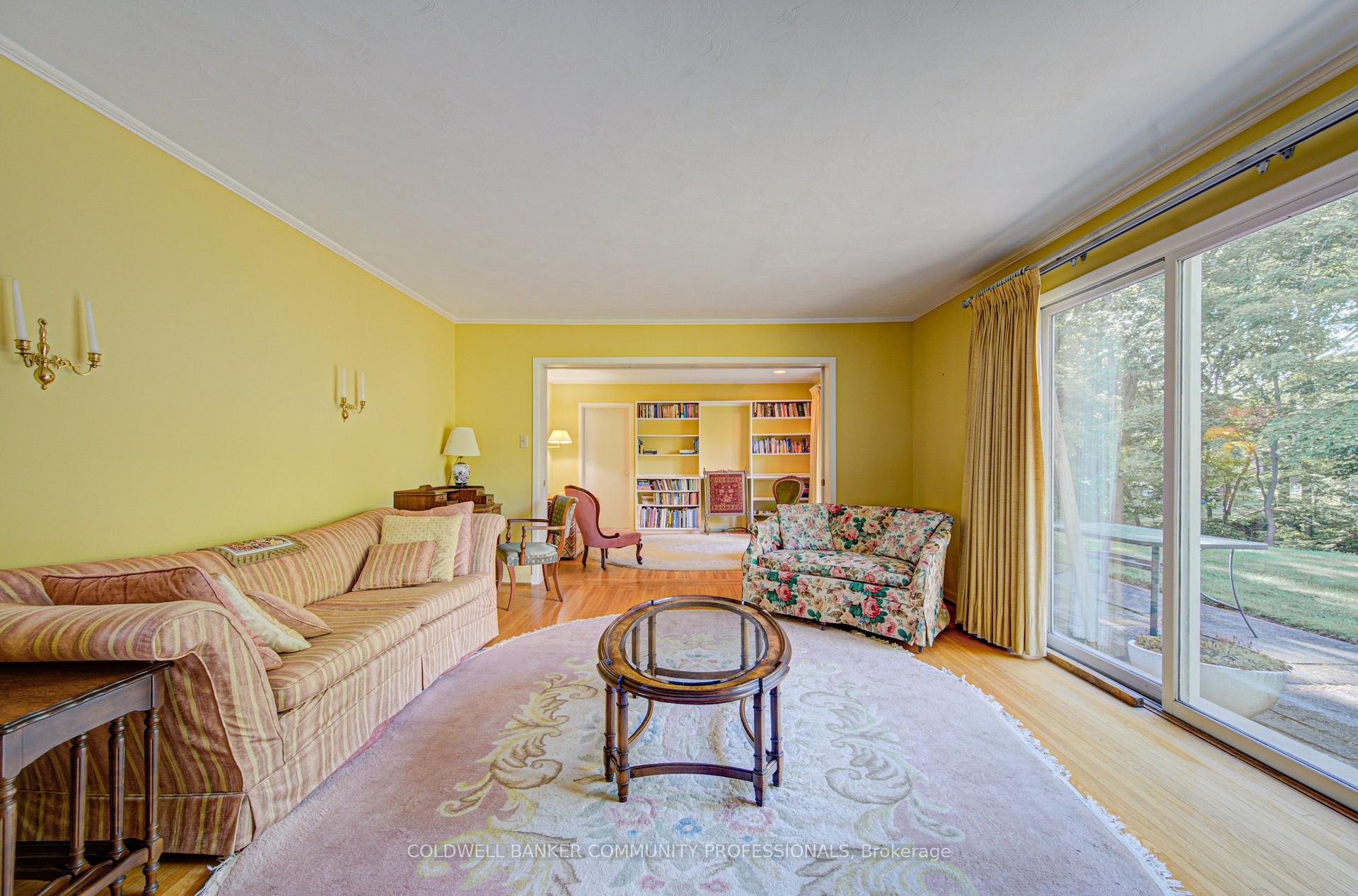 Photo 18 of 4 Mayfair Court, Hamilton, Dundas — HOMEH