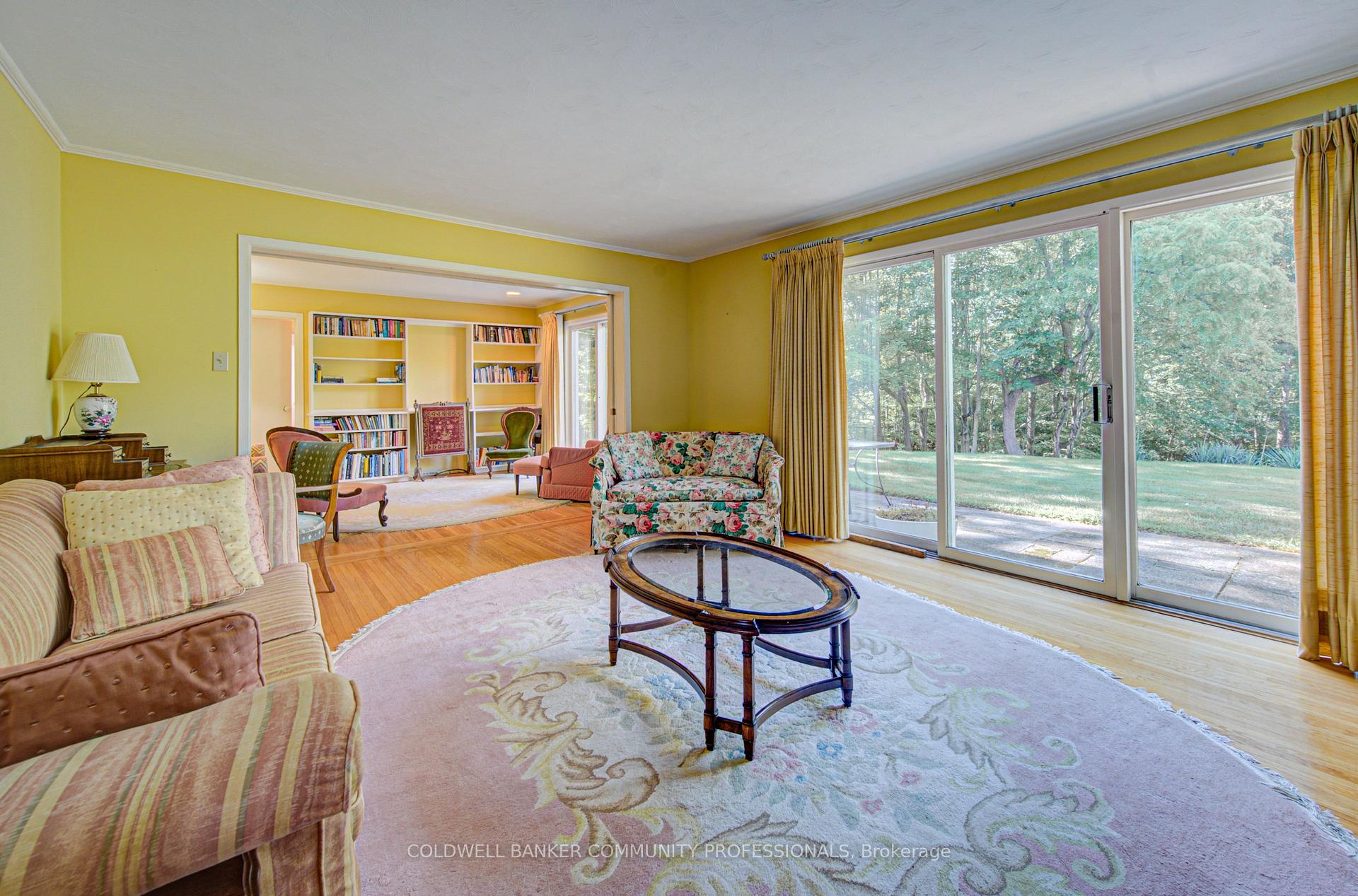 Photo 19 of 4 Mayfair Court, Hamilton, Dundas — HOMEH