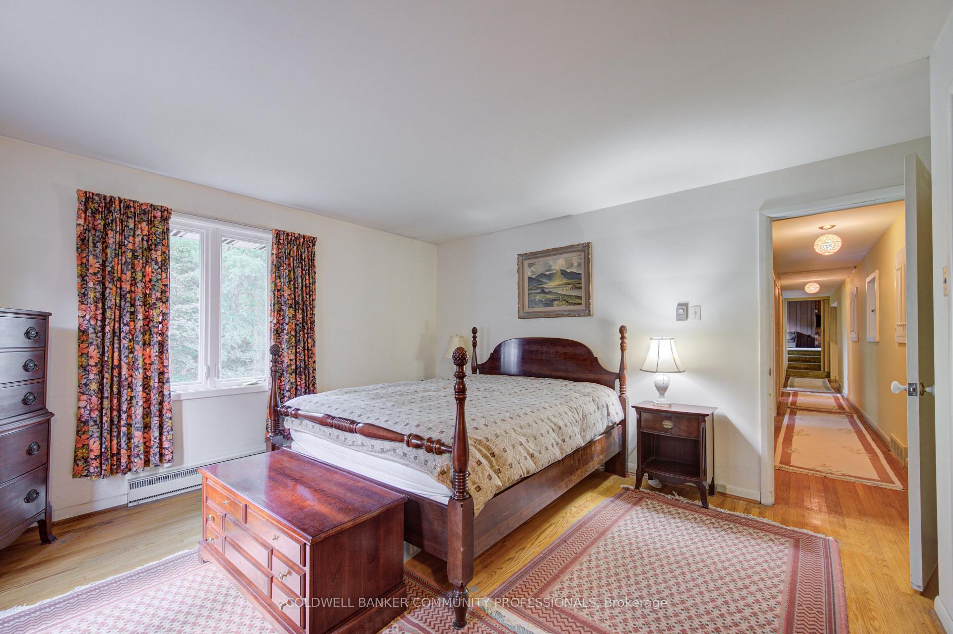 Photo 31 of 4 Mayfair Court, Hamilton, Dundas — HOMEH