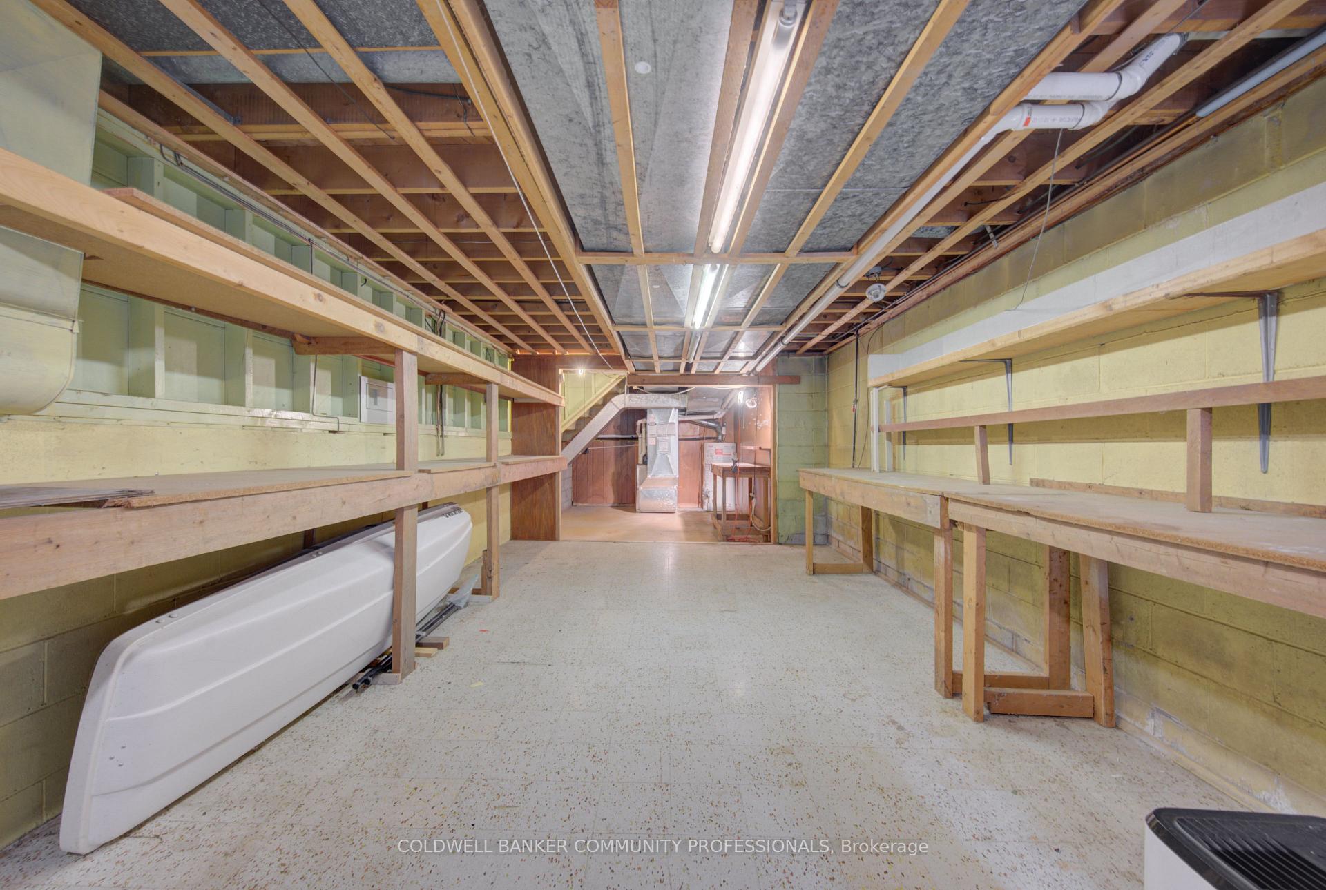 Photo 37 of 4 Mayfair Court, Hamilton, Dundas — HOMEH