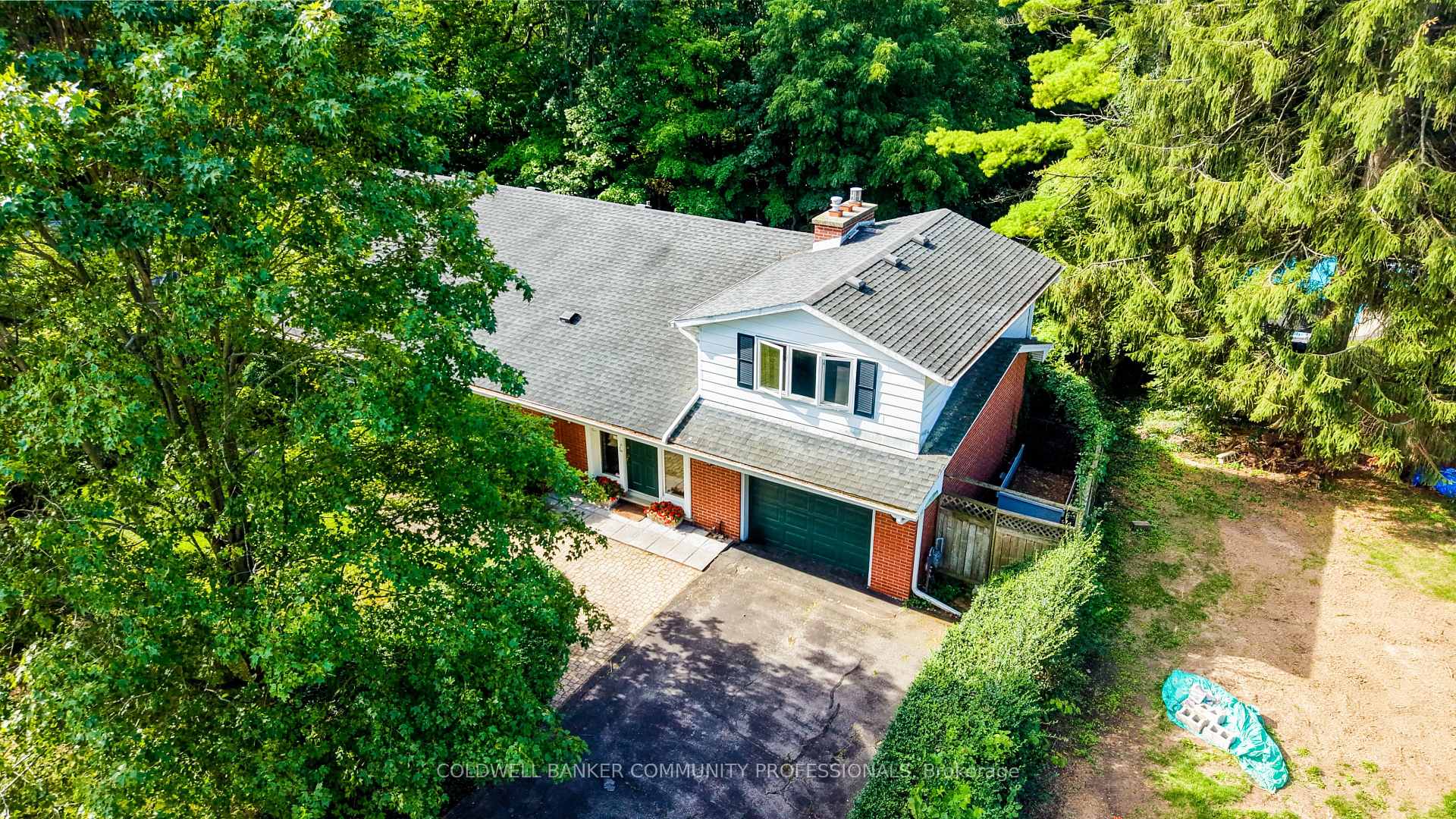 Photo 45 of 4 Mayfair Court, Hamilton, Dundas — HOMEH