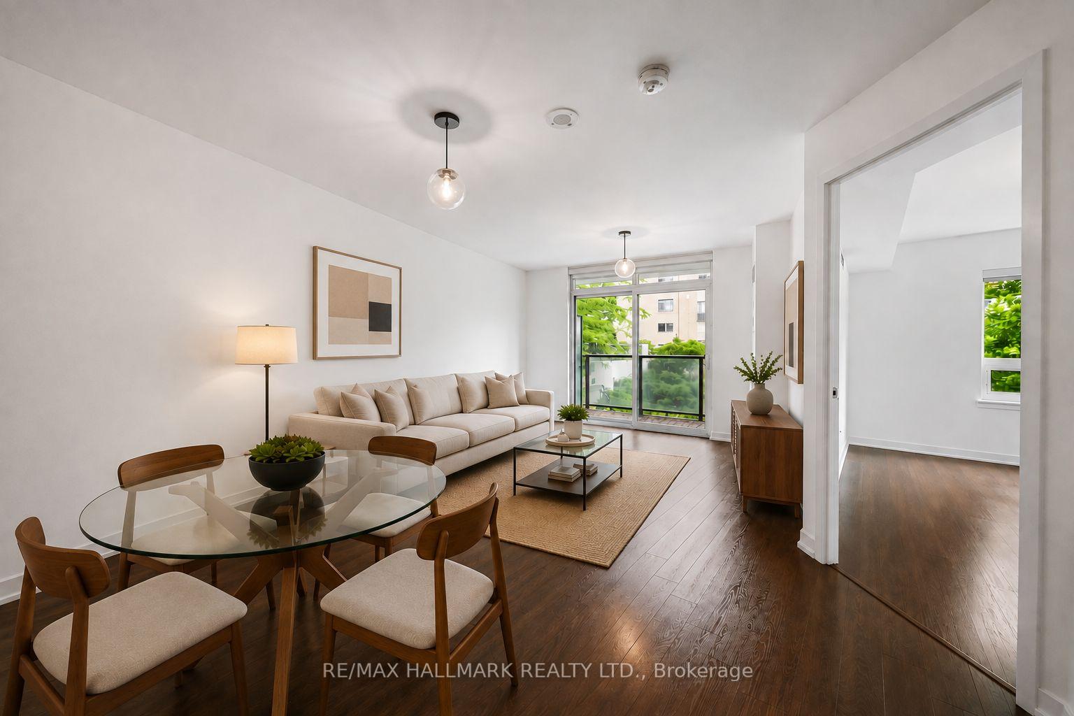 Photo 3 of Unit 103, 816 Lansdowne Avenue, Toronto, Dovercourt-Wallace Emerson-Junction — HOMEH