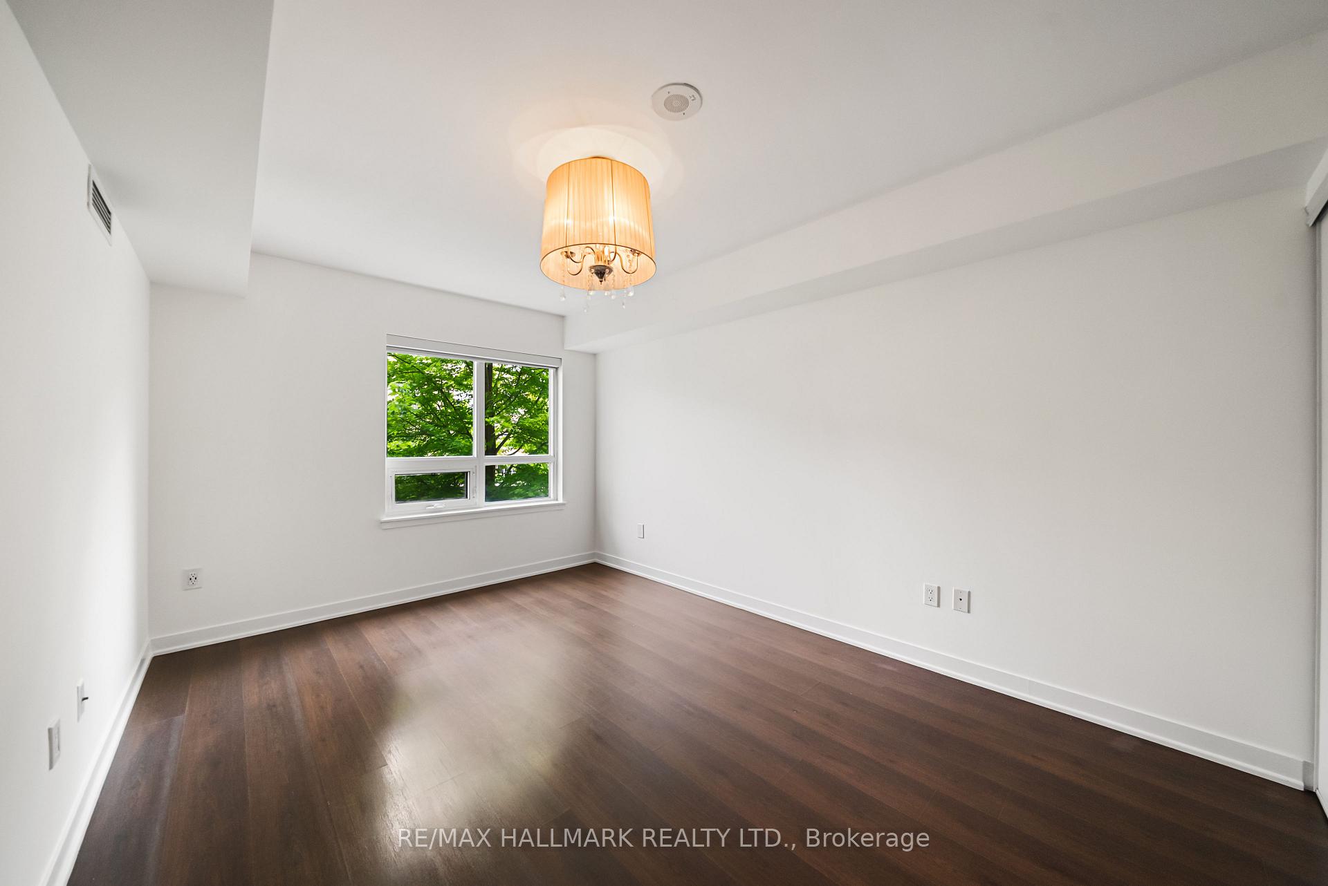 Photo 11 of Unit 103, 816 Lansdowne Avenue, Toronto, Dovercourt-Wallace Emerson-Junction — HOMEH