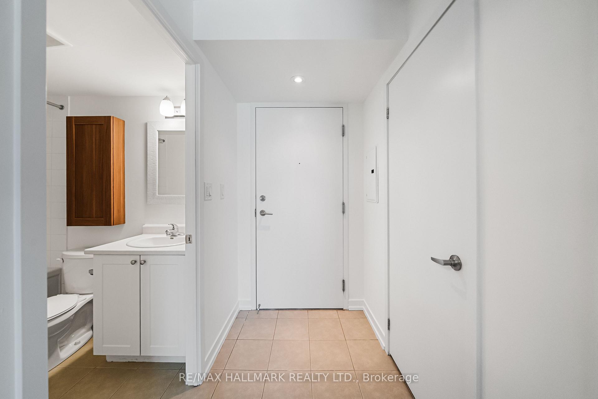 Photo 12 of Unit 103, 816 Lansdowne Avenue, Toronto, Dovercourt-Wallace Emerson-Junction — HOMEH