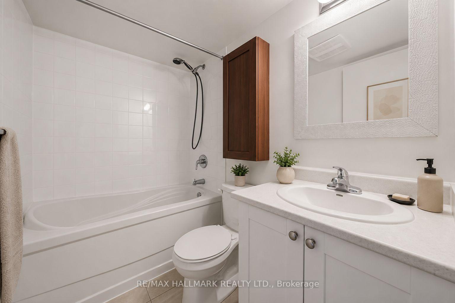 Photo 13 of Unit 103, 816 Lansdowne Avenue, Toronto, Dovercourt-Wallace Emerson-Junction — HOMEH