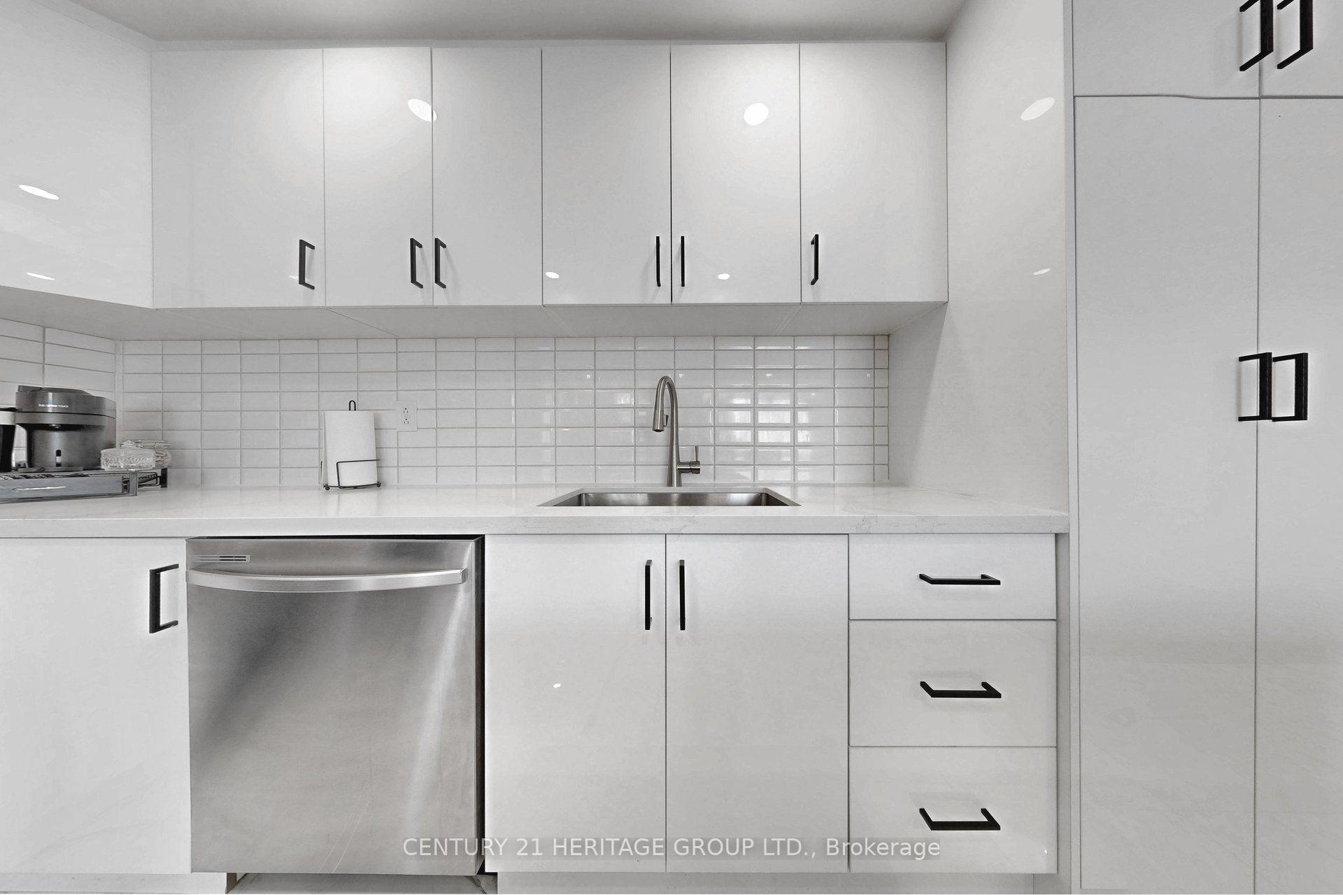Photo 7 of Unit 206, 2835 Islington Avenue, North York, Humber Summit — HOMEH