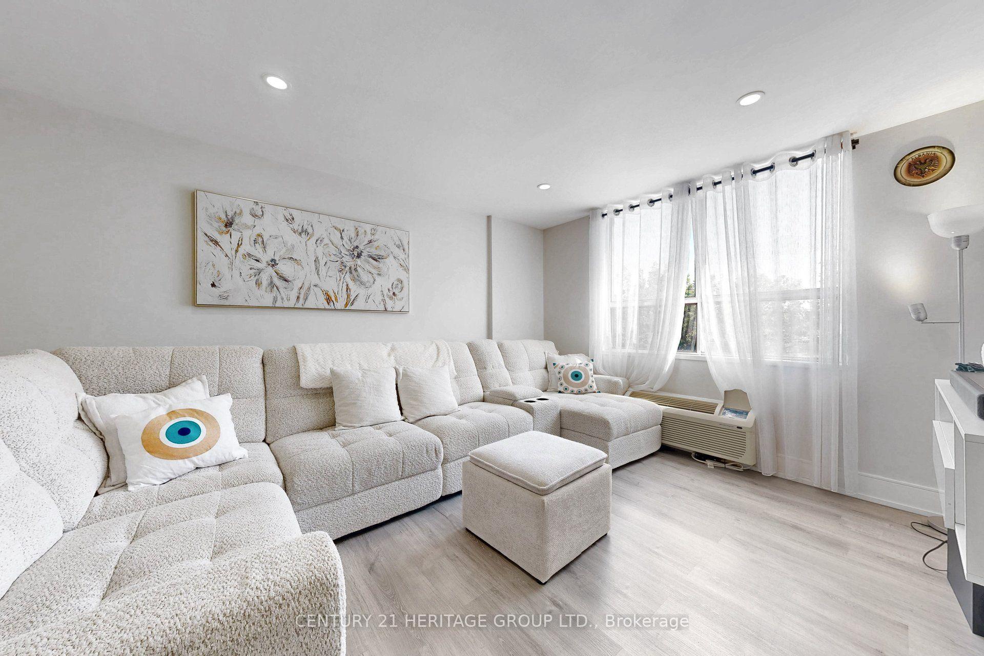 Photo 19 of Unit 206, 2835 Islington Avenue, North York, Humber Summit — HOMEH