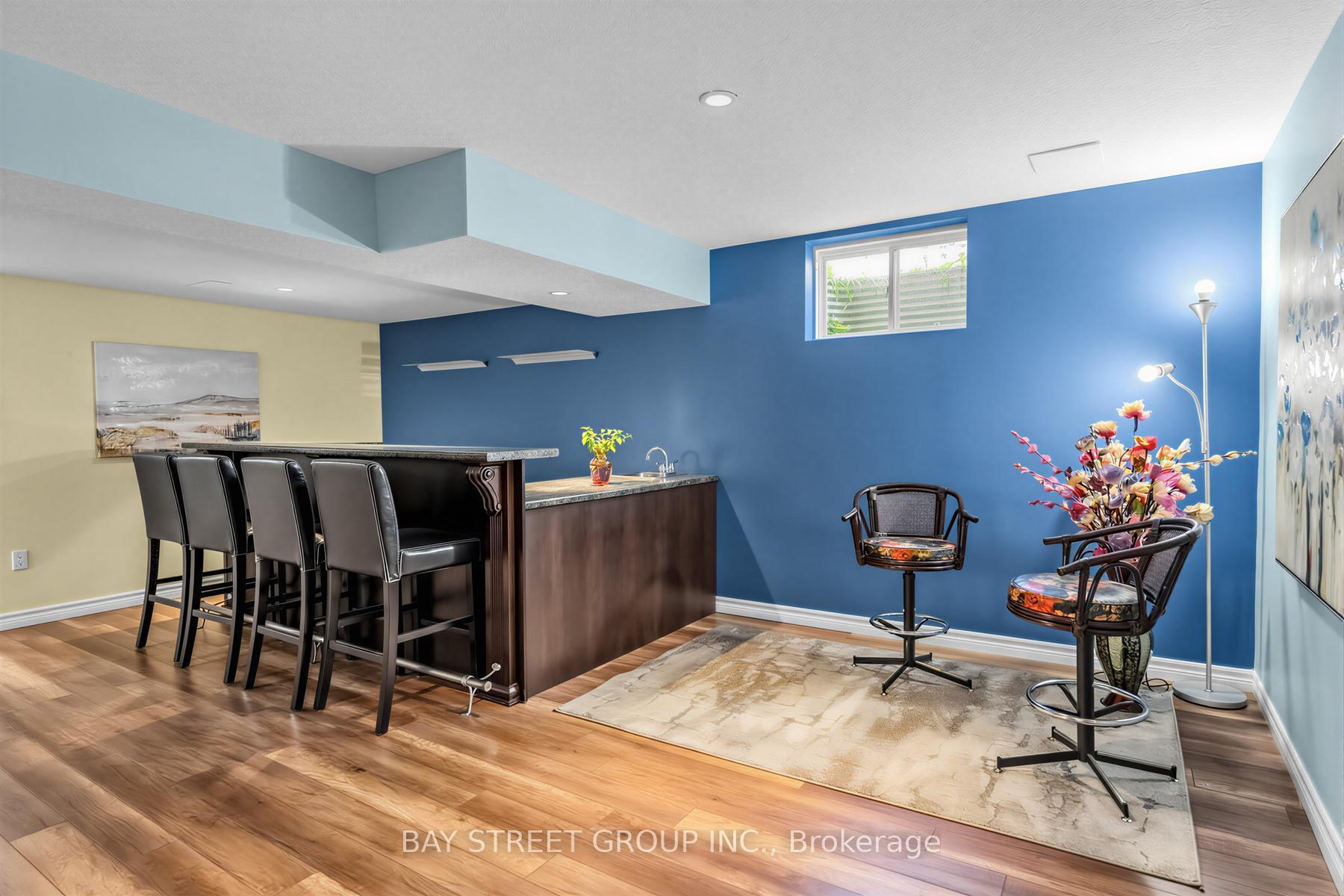 Photo 35 of 63 Dubrick Crescent, Kitchener, Larentian West — HOMEH
