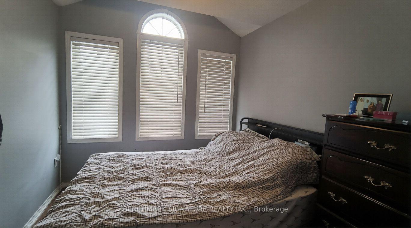 Photo 9 of 315 Elson Street, Markham, Cedarwood — HOMEH