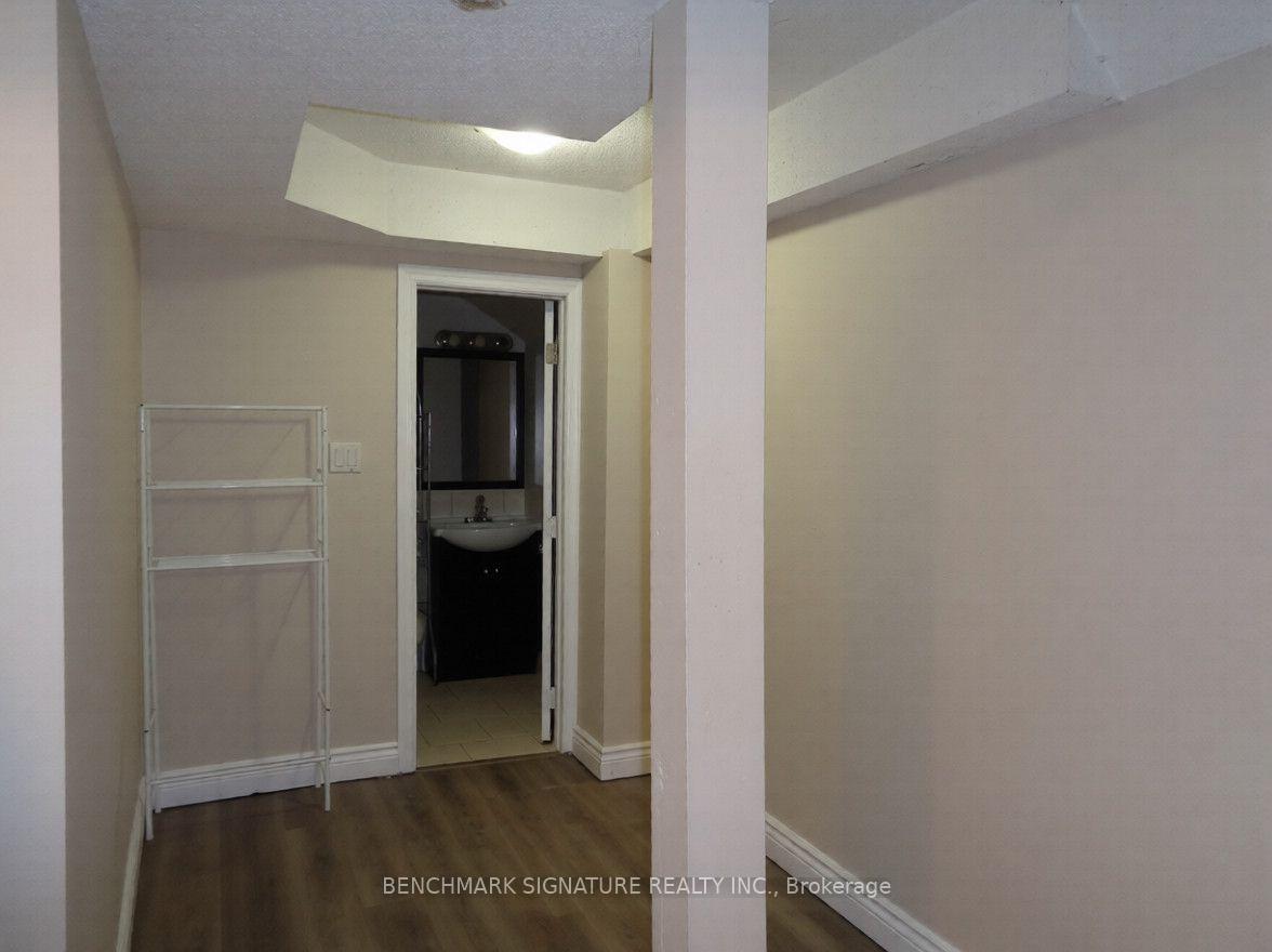 Photo 18 of 315 Elson Street, Markham, Cedarwood — HOMEH