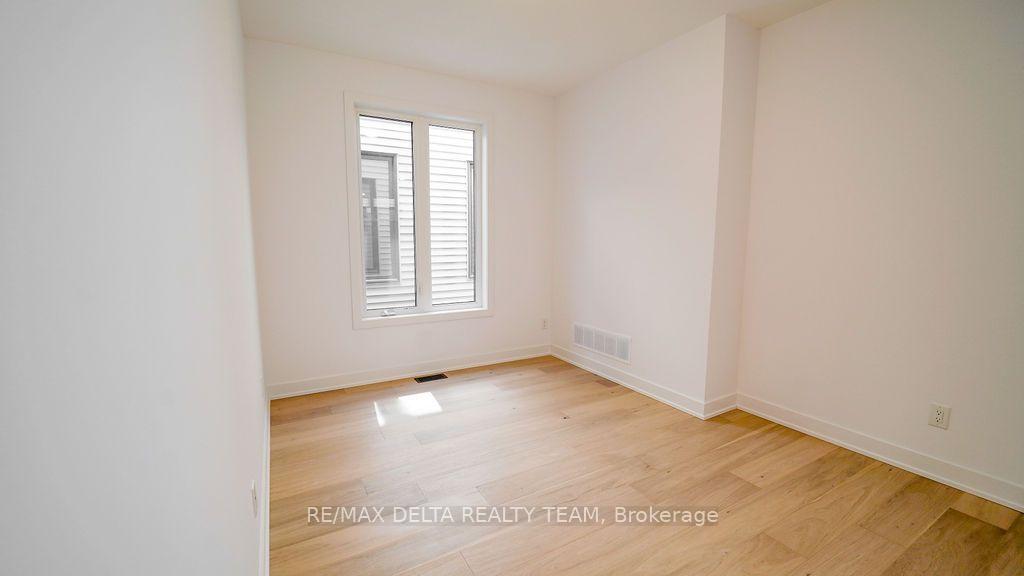 Photo 7 of 504 Tenor Ridge, Ottawa, Riverside South/Gloucester Glen — HOMEH