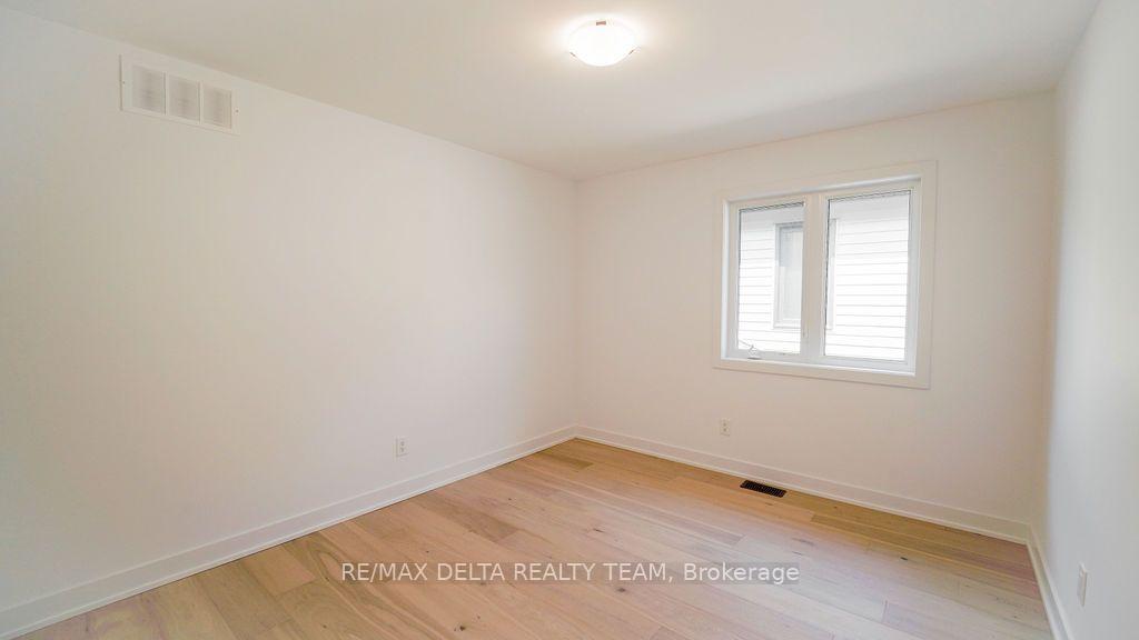 Photo 39 of 504 Tenor Ridge, Ottawa, Riverside South/Gloucester Glen — HOMEH
