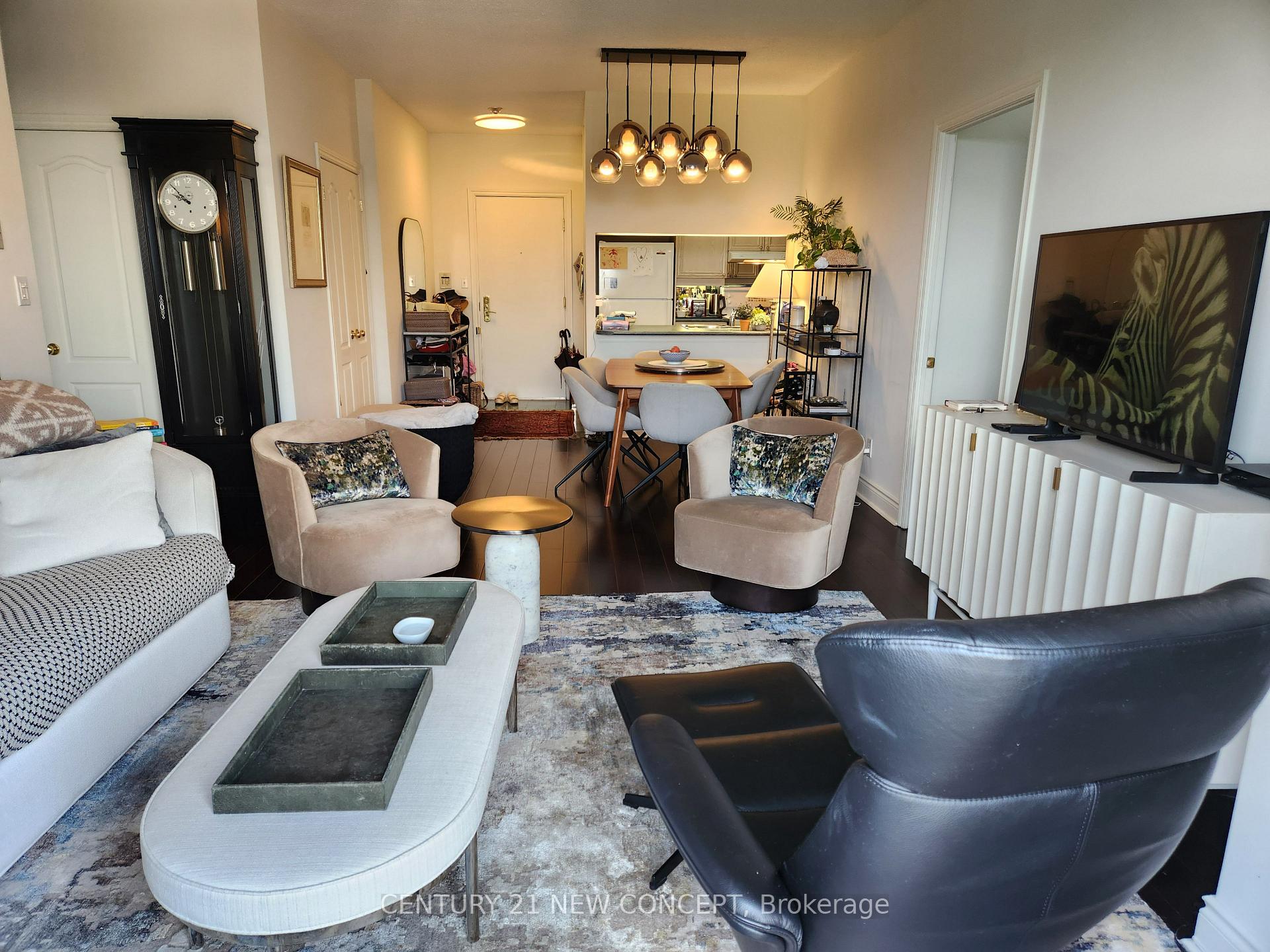 Photo 3 of Unit 1204, 2 Aberfoyle Crescent, Etobicoke, Islington-City Centre West — HOMEH
