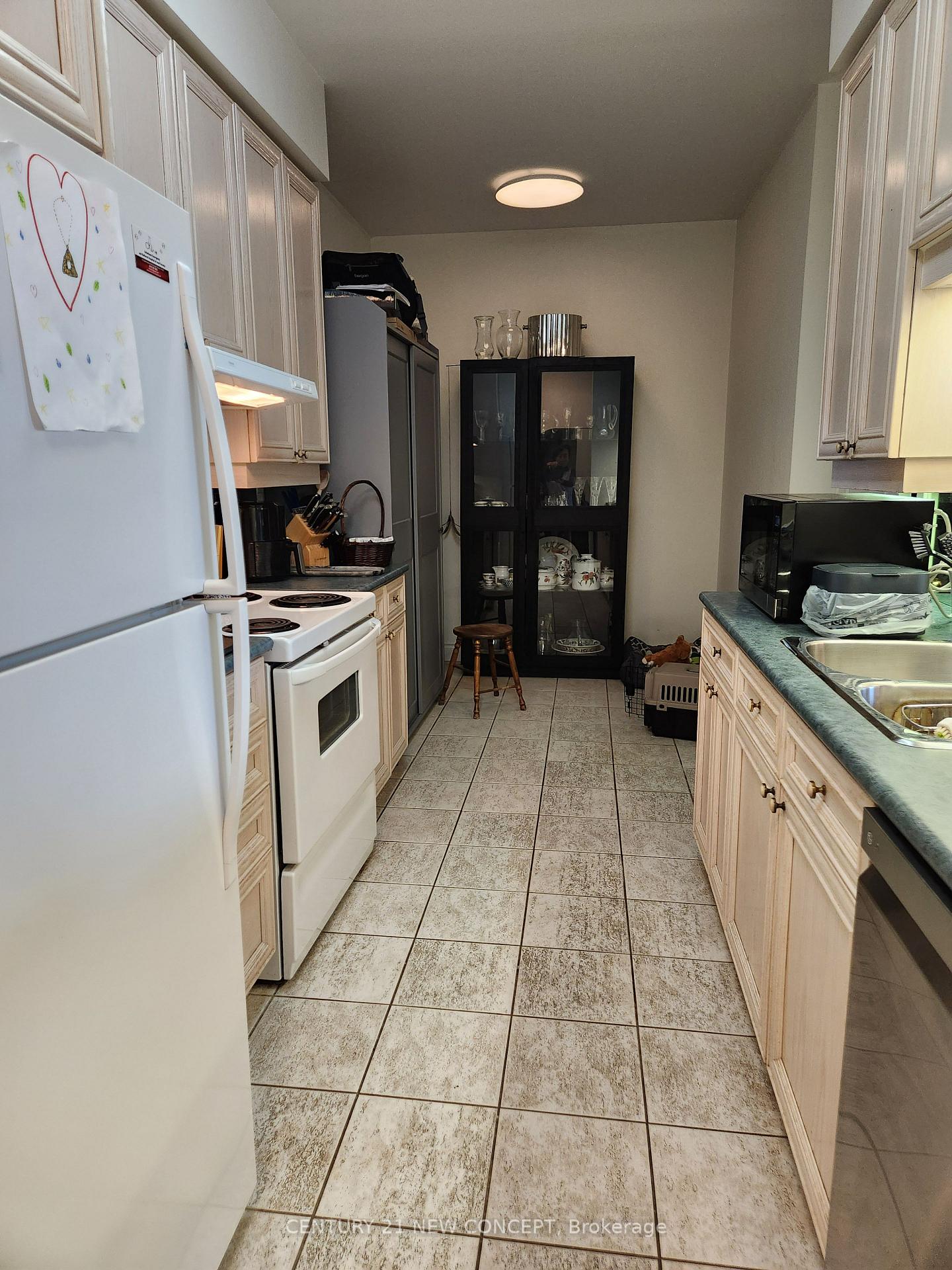 Photo 5 of Unit 1204, 2 Aberfoyle Crescent, Etobicoke, Islington-City Centre West — HOMEH