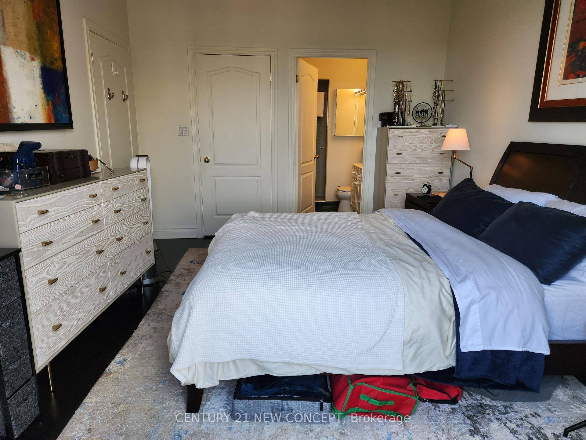 Photo 7 of Unit 1204, 2 Aberfoyle Crescent, Etobicoke, Islington-City Centre West — HOMEH