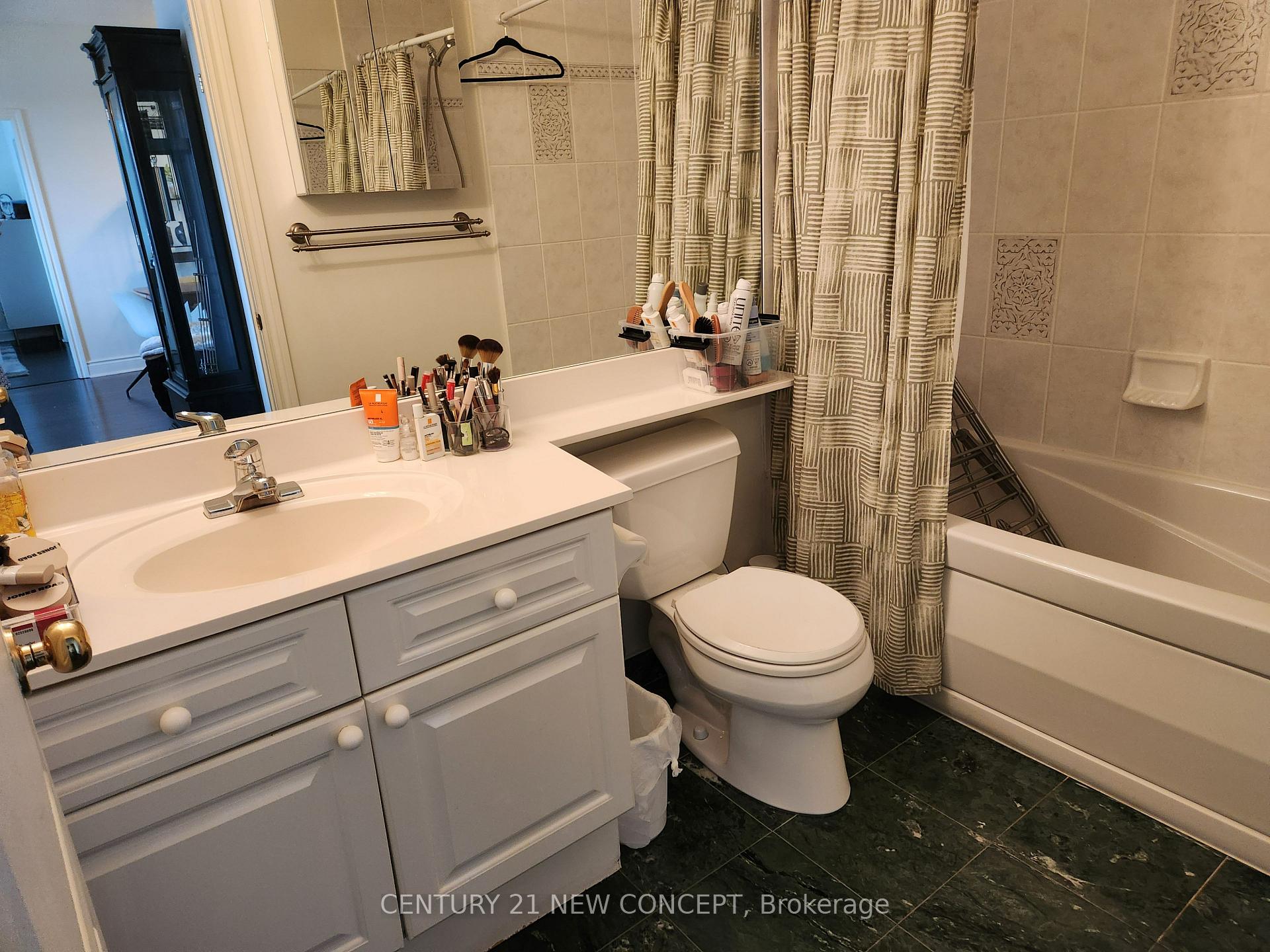 Photo 10 of Unit 1204, 2 Aberfoyle Crescent, Etobicoke, Islington-City Centre West — HOMEH