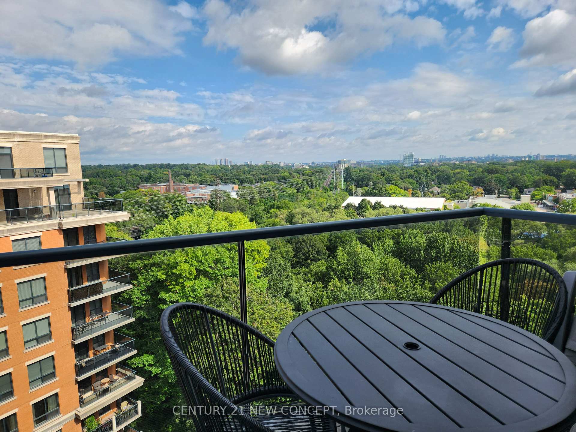 Photo 12 of Unit 1204, 2 Aberfoyle Crescent, Etobicoke, Islington-City Centre West — HOMEH