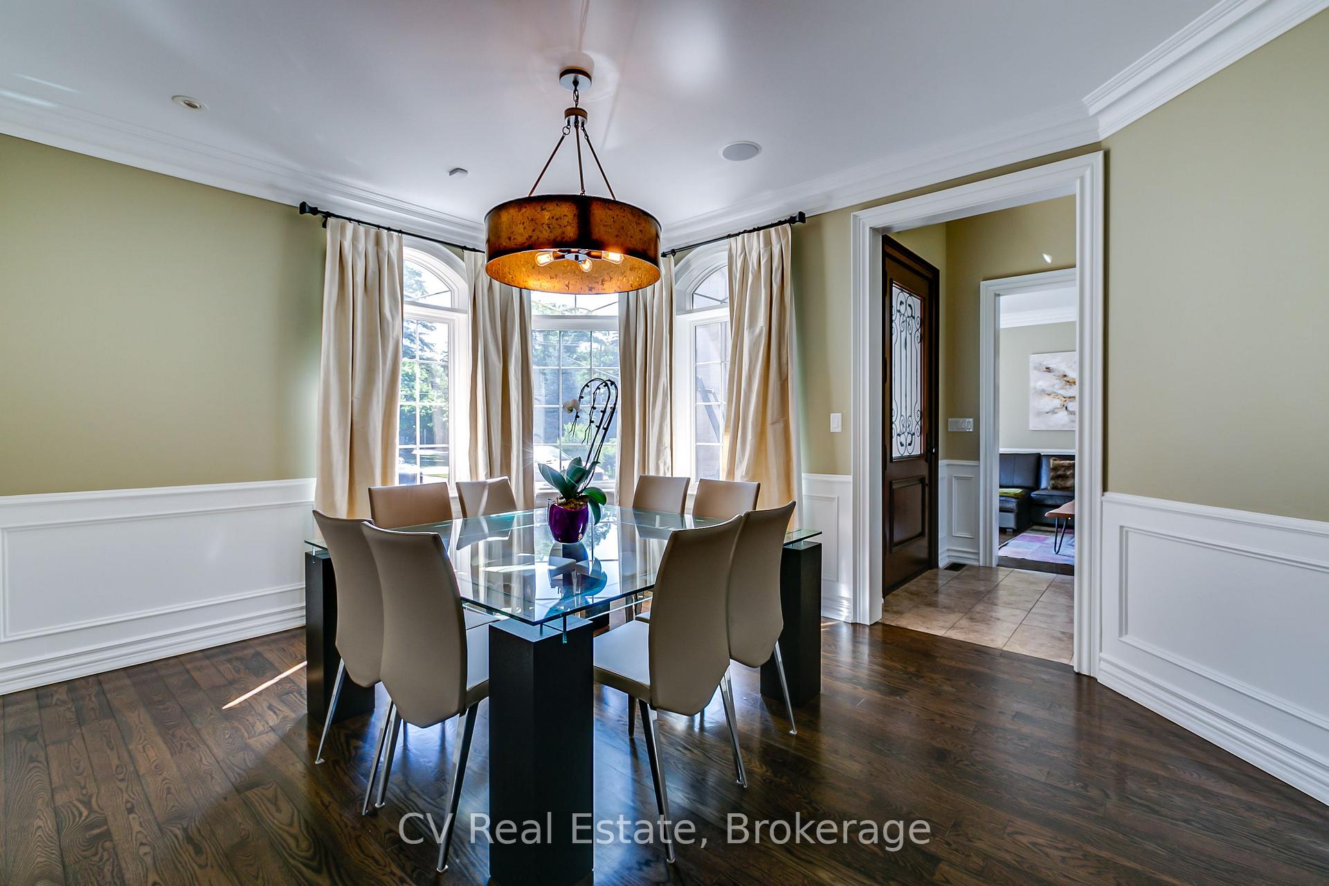Photo 10 of 468 Chartwell Road, Oakville, Old Oakville — HOMEH