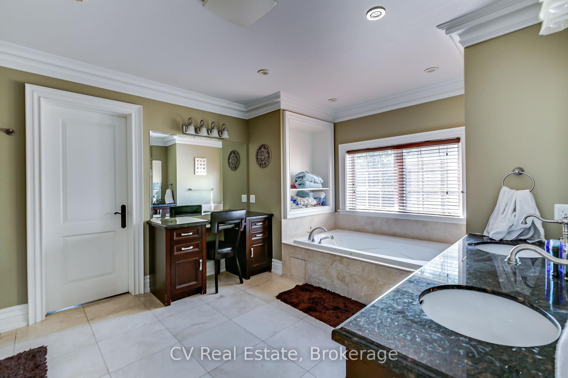 Photo 15 of 468 Chartwell Road, Oakville, Old Oakville — HOMEH