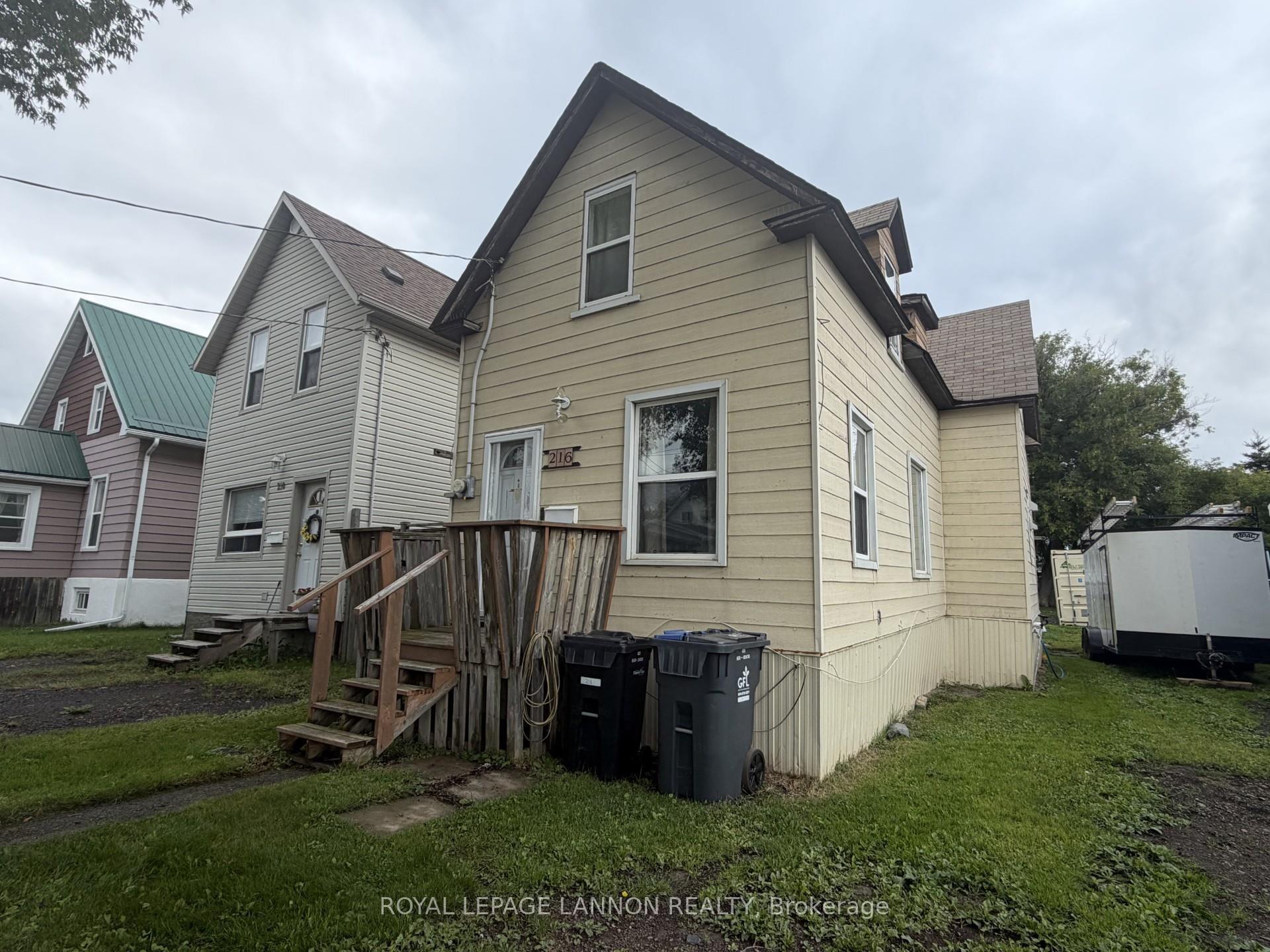 Photo 1 of 216 McIntyre Street, Thunder Bay, Court / Cumberland — HOMEH