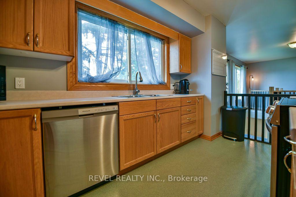 Photo 5 of 70 Dome Avenue, Timmins, SP - Main Area — HOMEH
