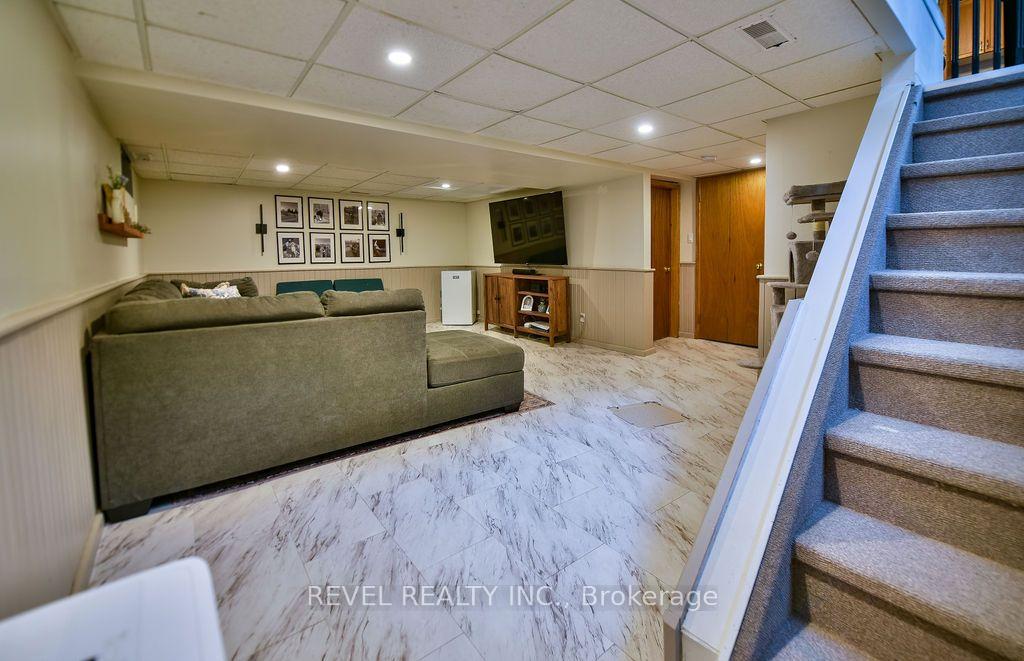 Photo 23 of 70 Dome Avenue, Timmins, SP - Main Area — HOMEH