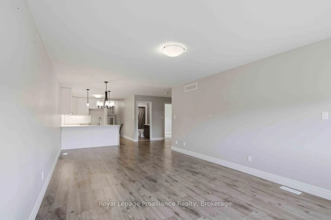 Photo 7 of 49 Hillside Meadow Drive, Quinte West, Murray Ward — HOMEH