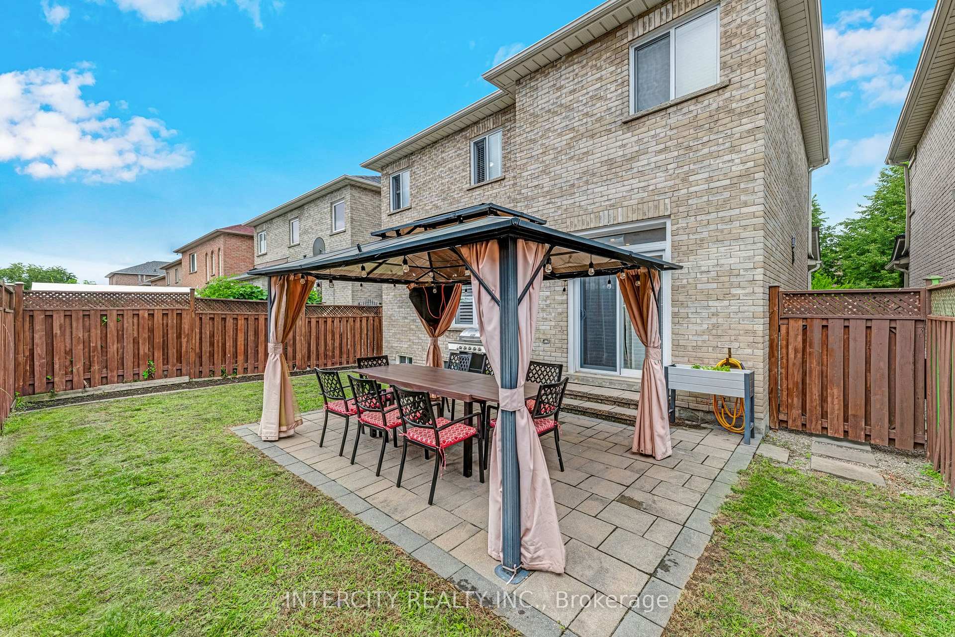 Photo 47 of 37 Redfinch Crescent, Vaughan, Vellore Village — HOMEH