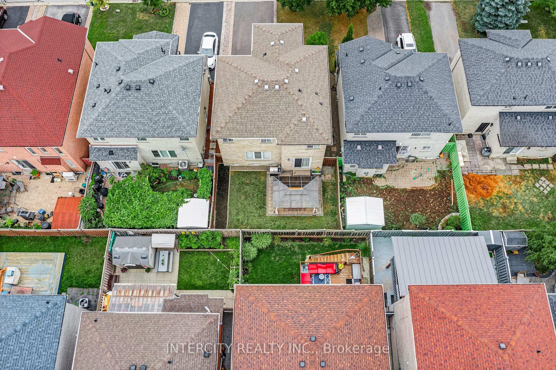 Photo 50 of 37 Redfinch Crescent, Vaughan, Vellore Village — HOMEH