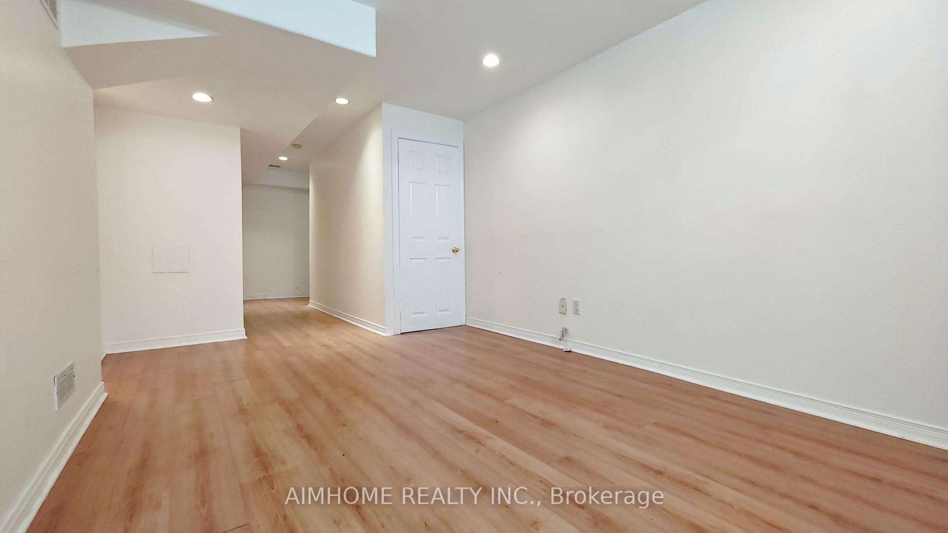 Photo 5 of 340 Kittridge Road, Oakville, Wedgewood Creek — HOMEH
