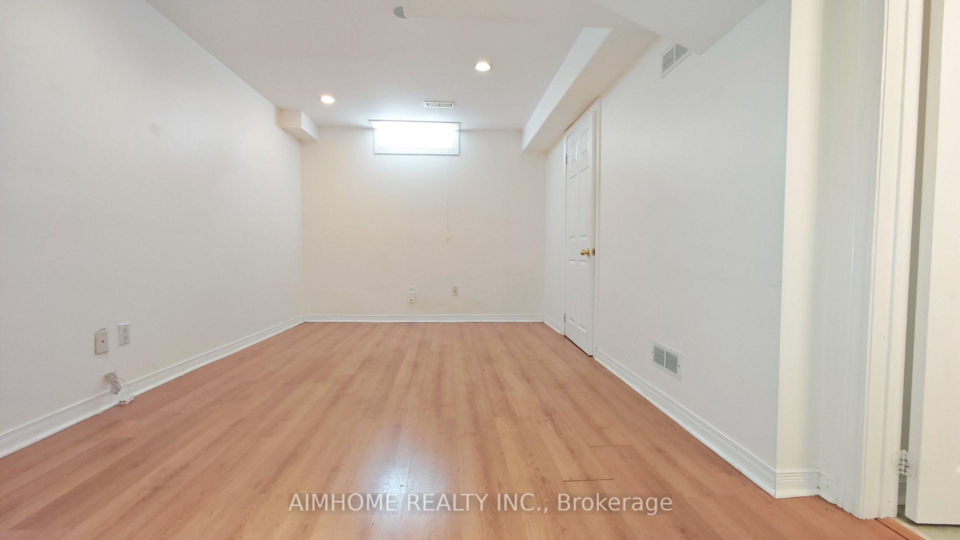 Photo 6 of 340 Kittridge Road, Oakville, Wedgewood Creek — HOMEH